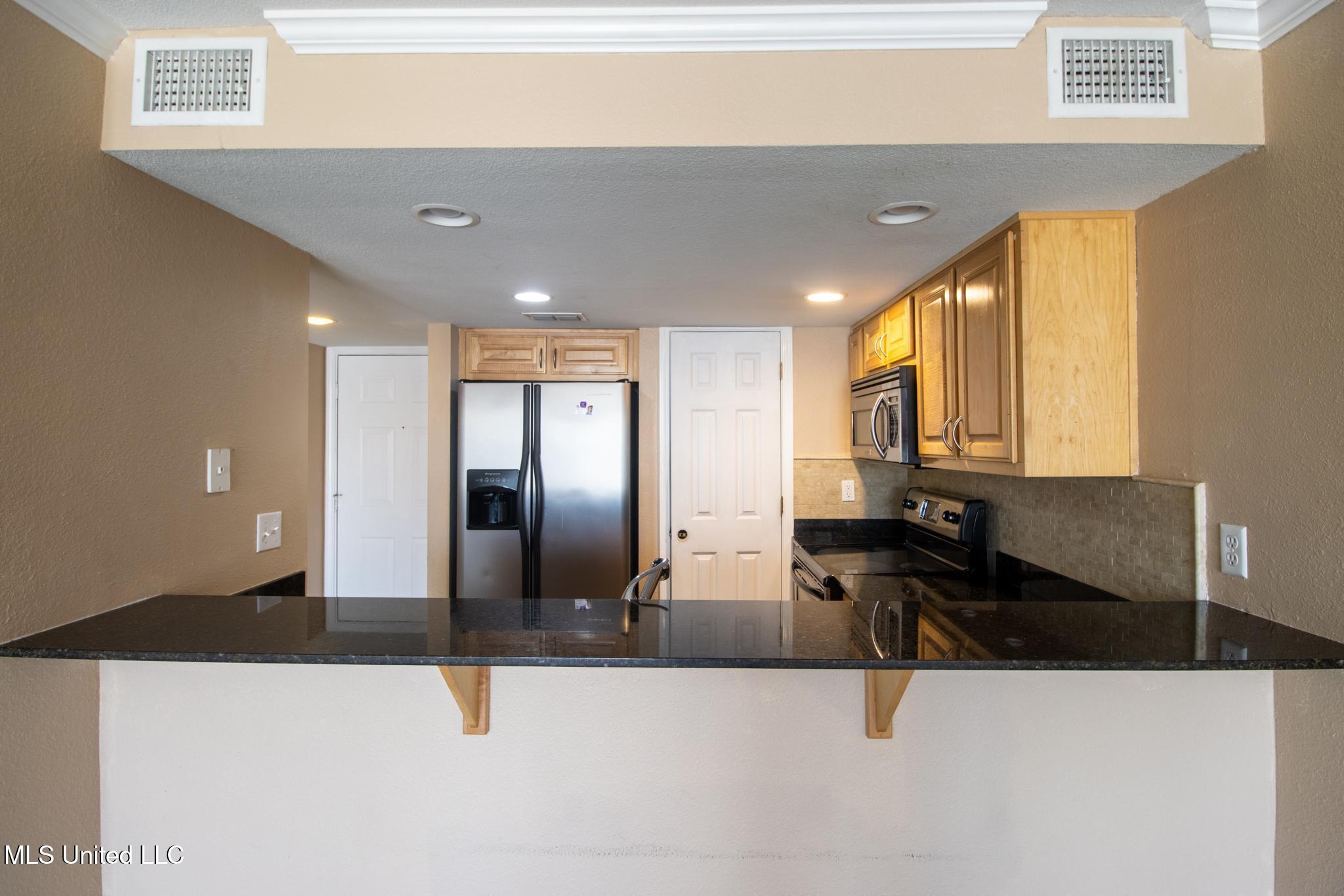 2046 Beach Boulevard #321, Biloxi, Mississippi image 3