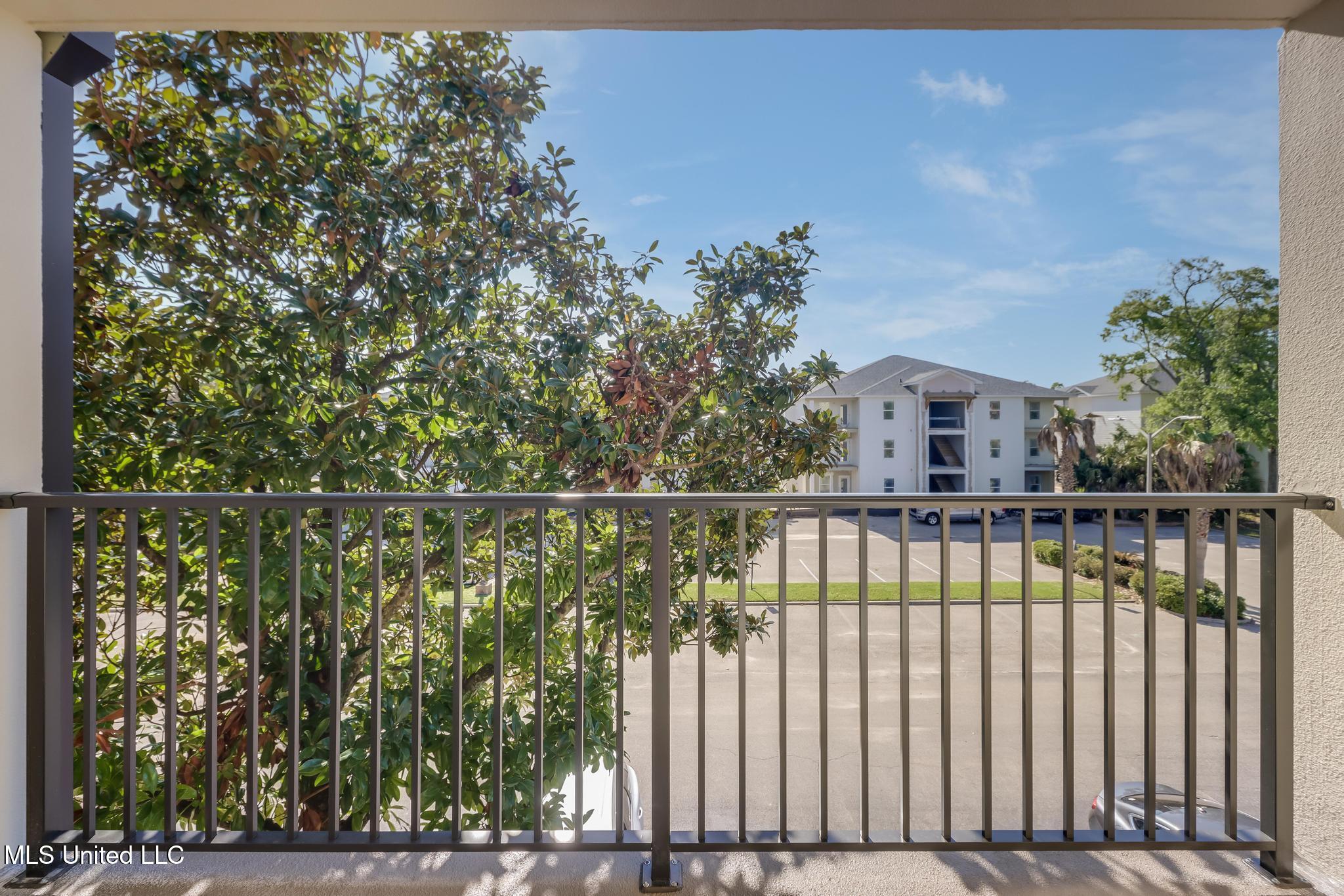 2046 Beach Boulevard #321, Biloxi, Mississippi image 11