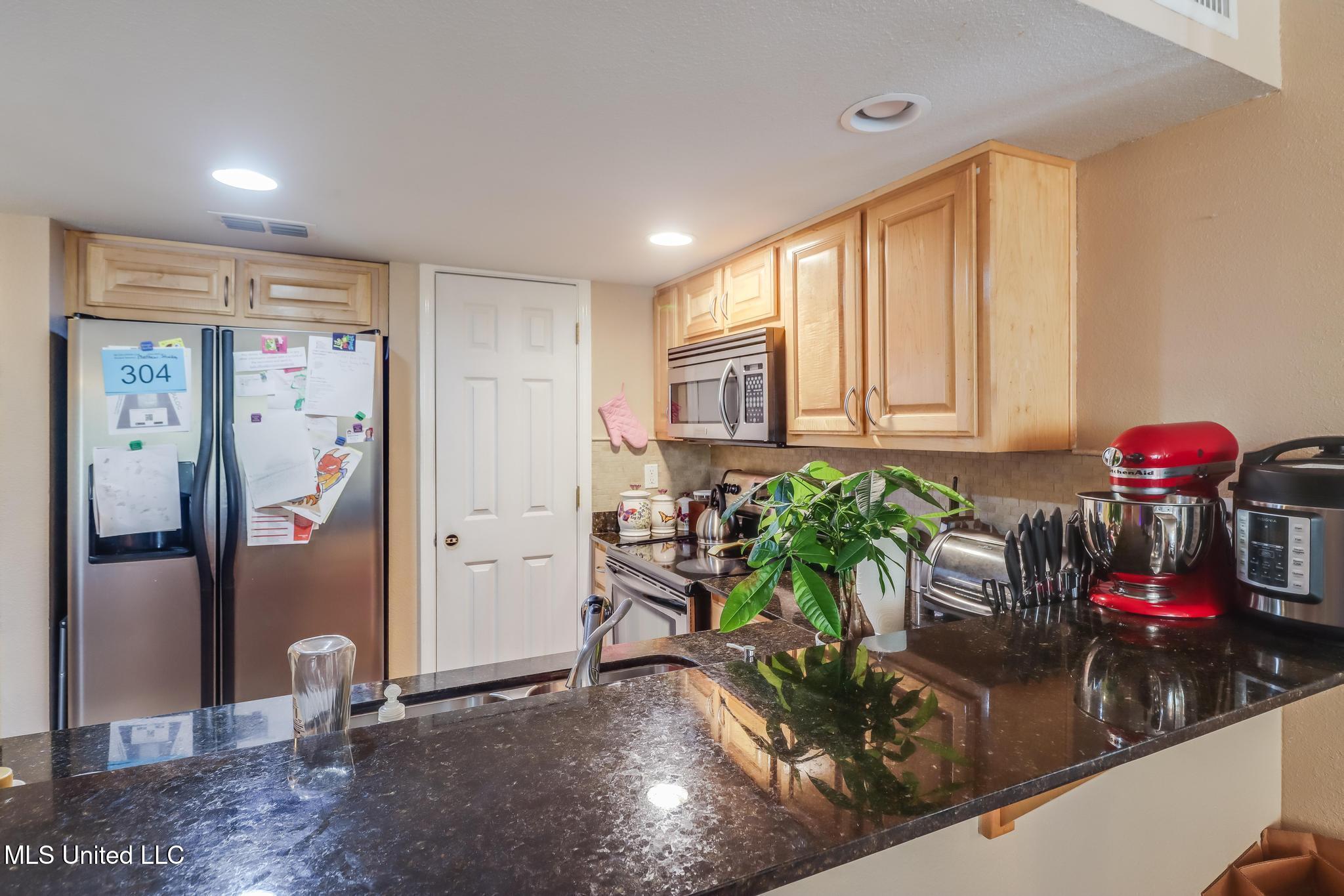 2046 Beach Boulevard #321, Biloxi, Mississippi image 7