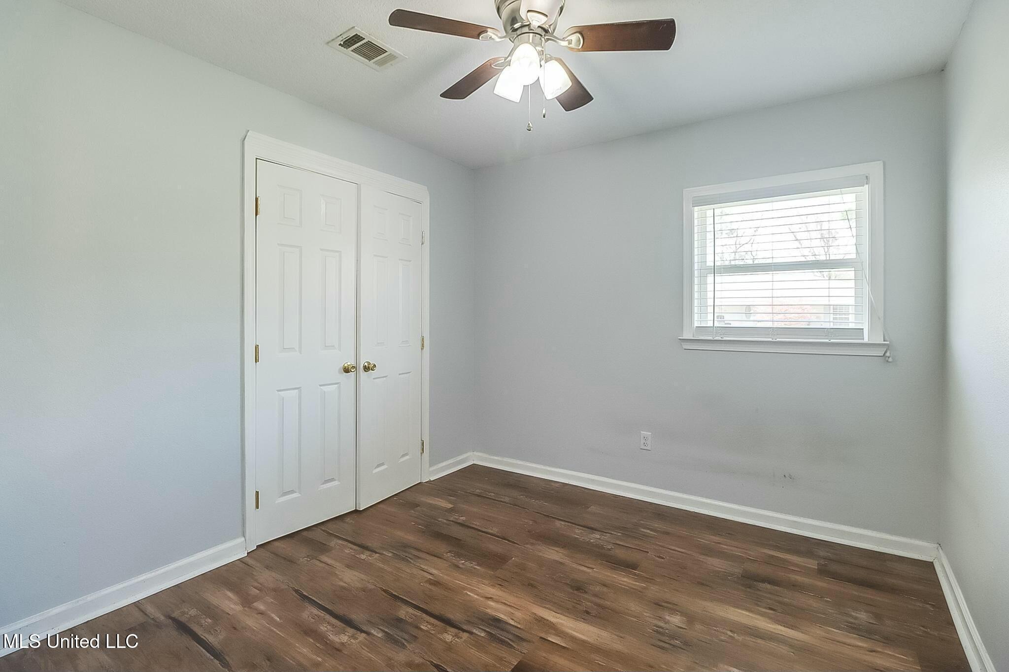 6608 Columbus Circle, Ocean Springs, Mississippi image 12