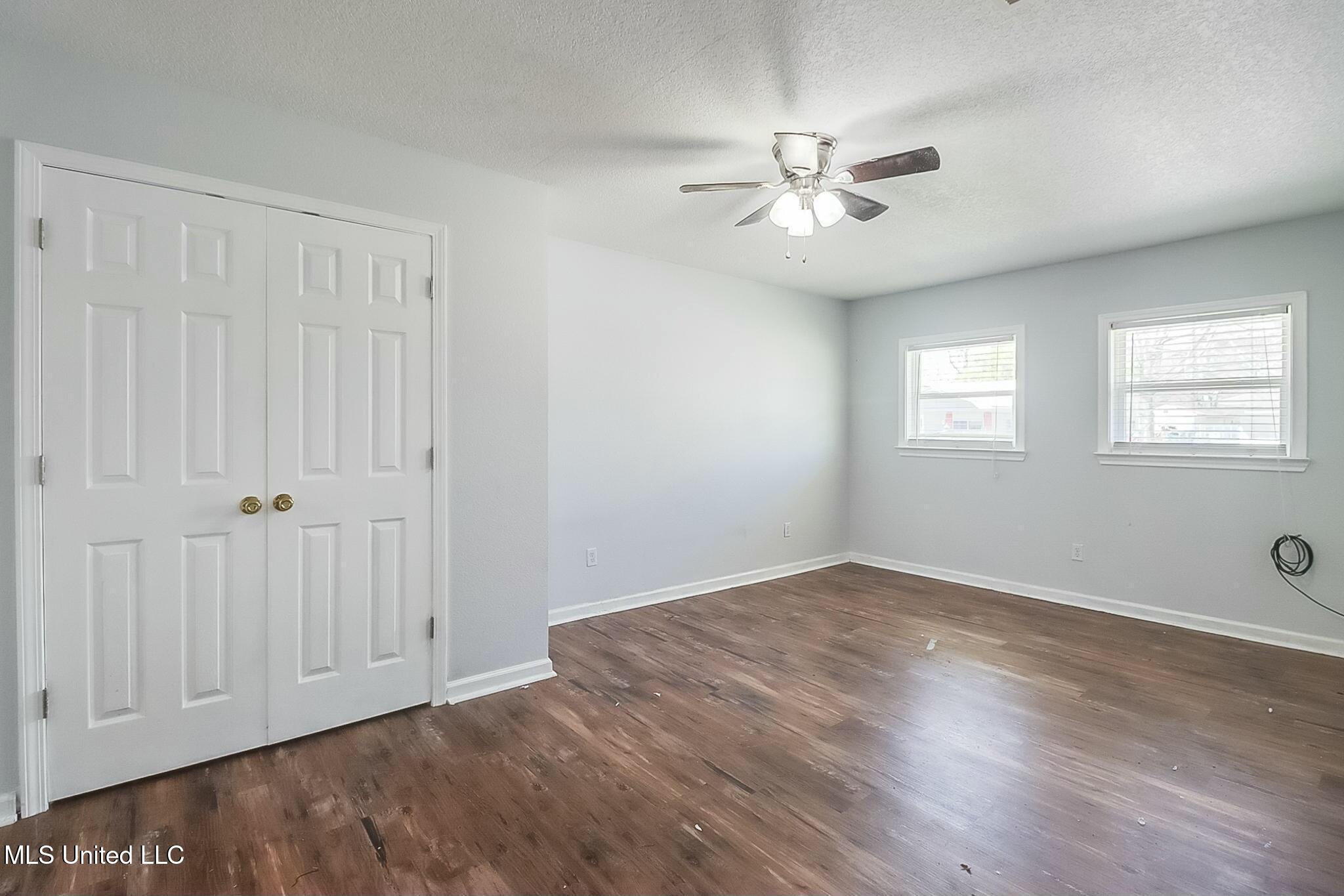 6608 Columbus Circle, Ocean Springs, Mississippi image 9