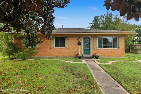 Homes For Sale - 2213 North Street<br/> Gulfport, MS 39507