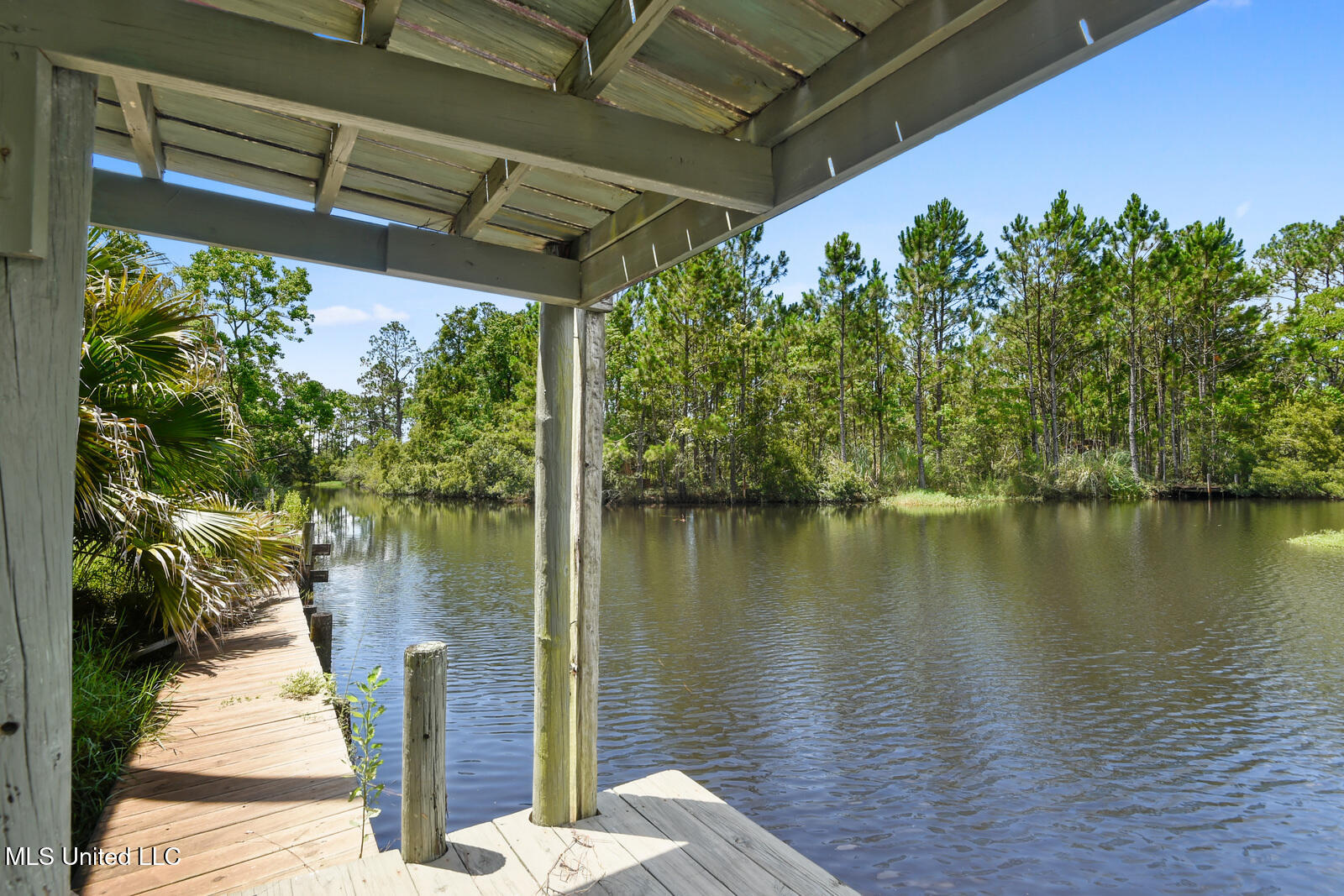 10091 River Drive, Bay Saint Louis, Mississippi image 3