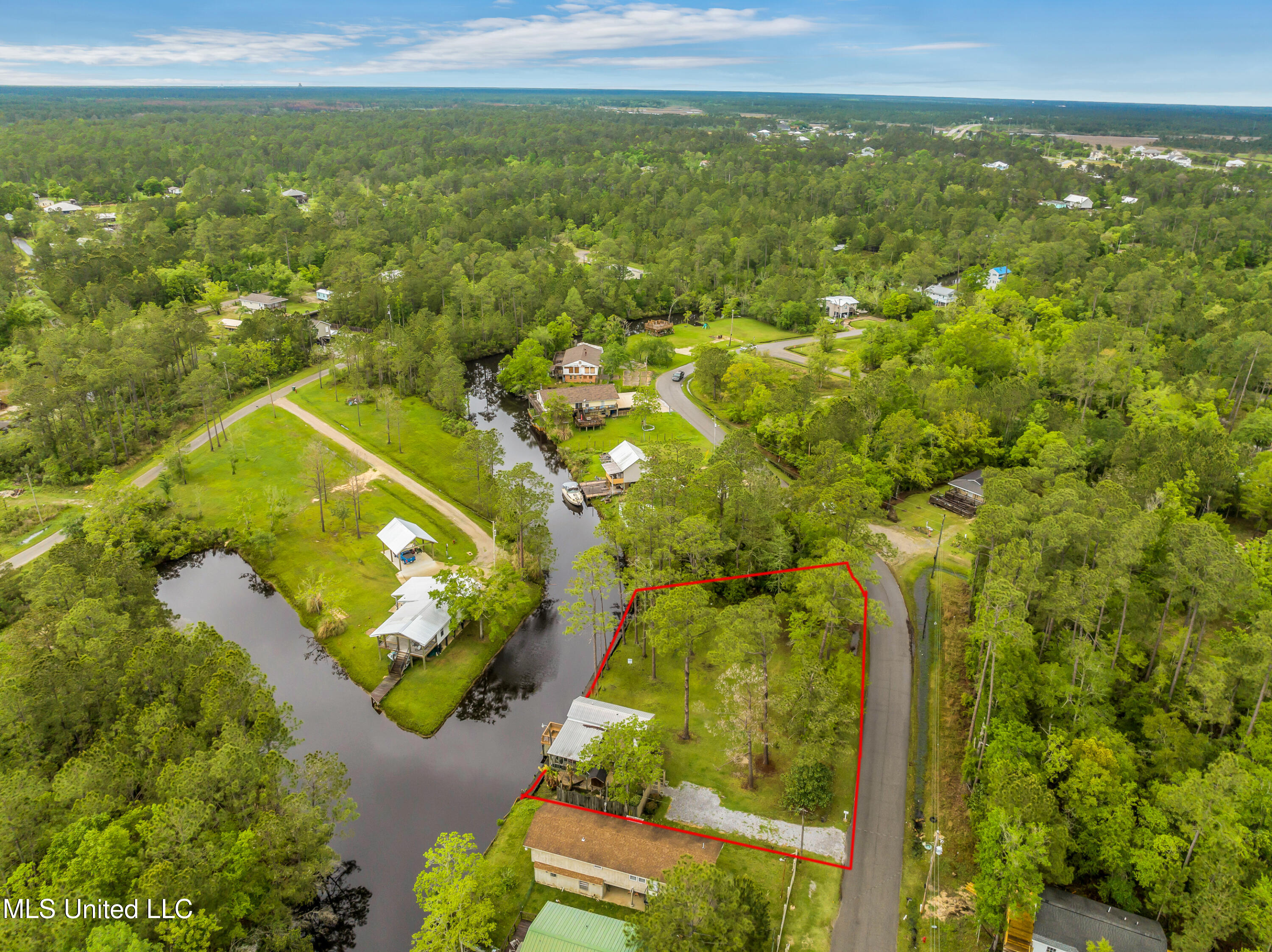 10091 River Drive, Bay Saint Louis, Mississippi image 25