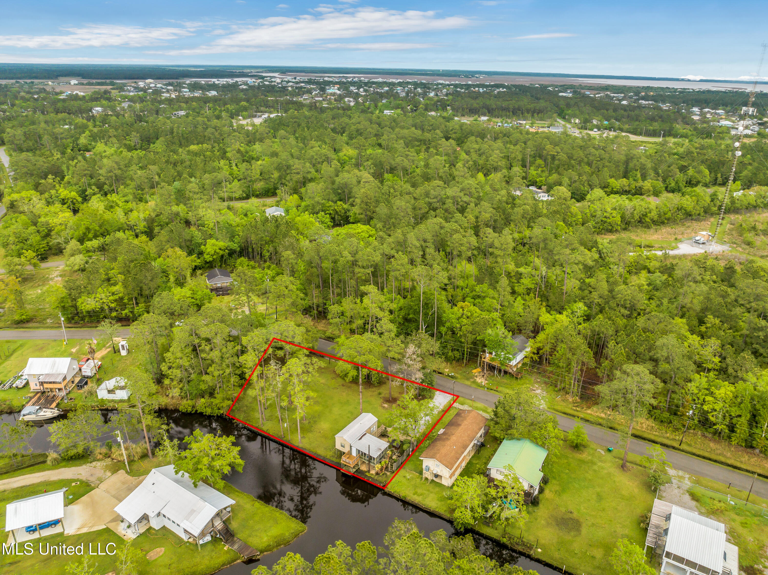 10091 River Drive, Bay Saint Louis, Mississippi image 30