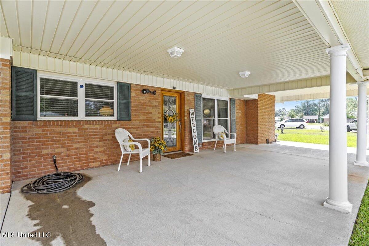 15612 Kingston Drive, Biloxi, Mississippi image 5