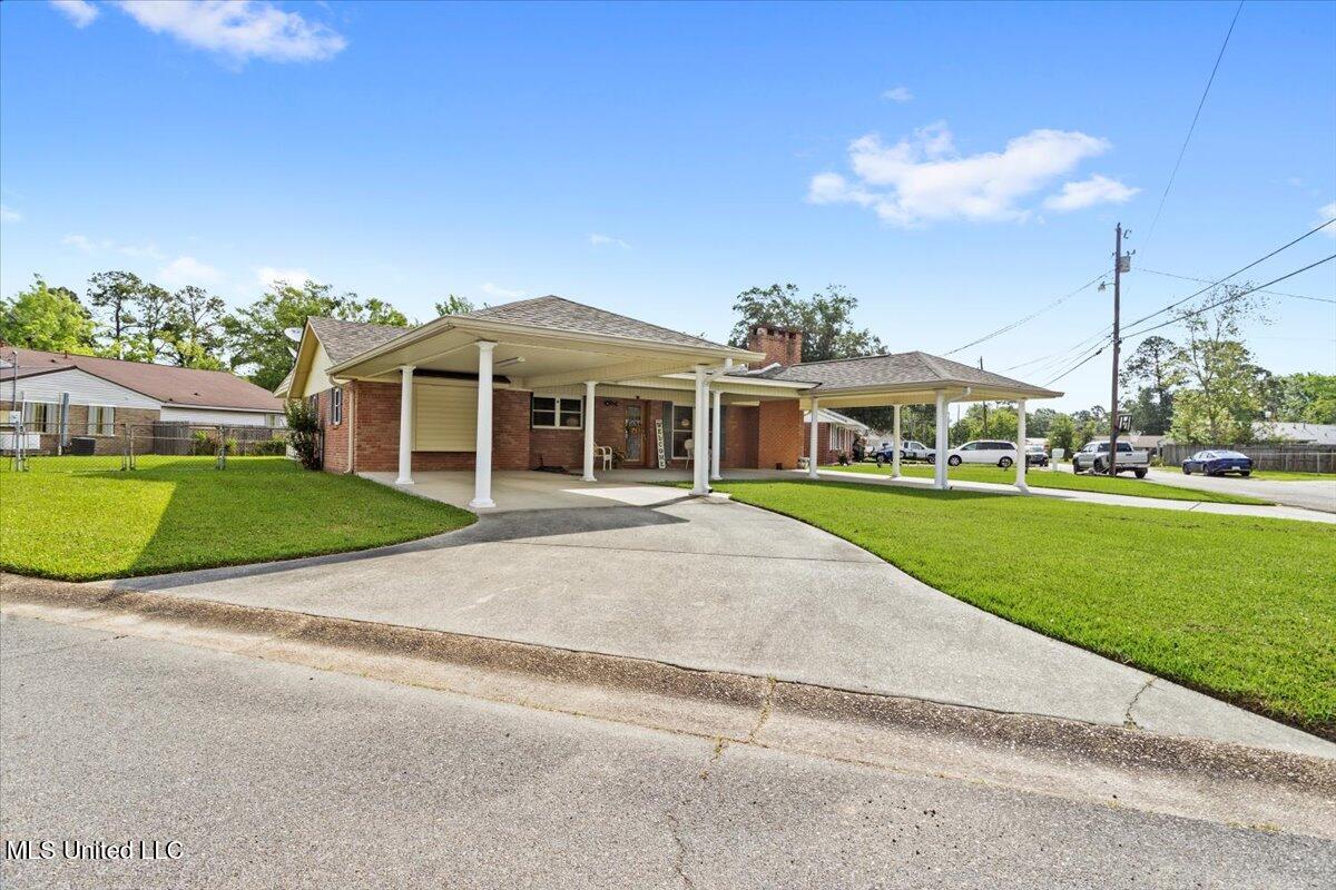 15612 Kingston Drive, Biloxi, Mississippi image 4