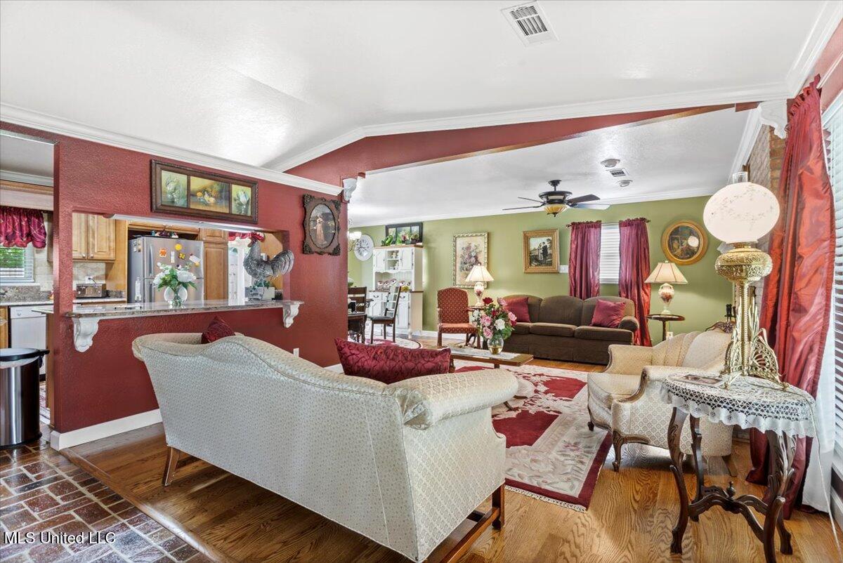 15612 Kingston Drive, Biloxi, Mississippi image 6