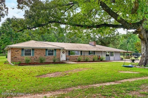 Homes For Sale - 631 Red Hill Church Road<br/> Pearl River County, Lumberton, MS 39455