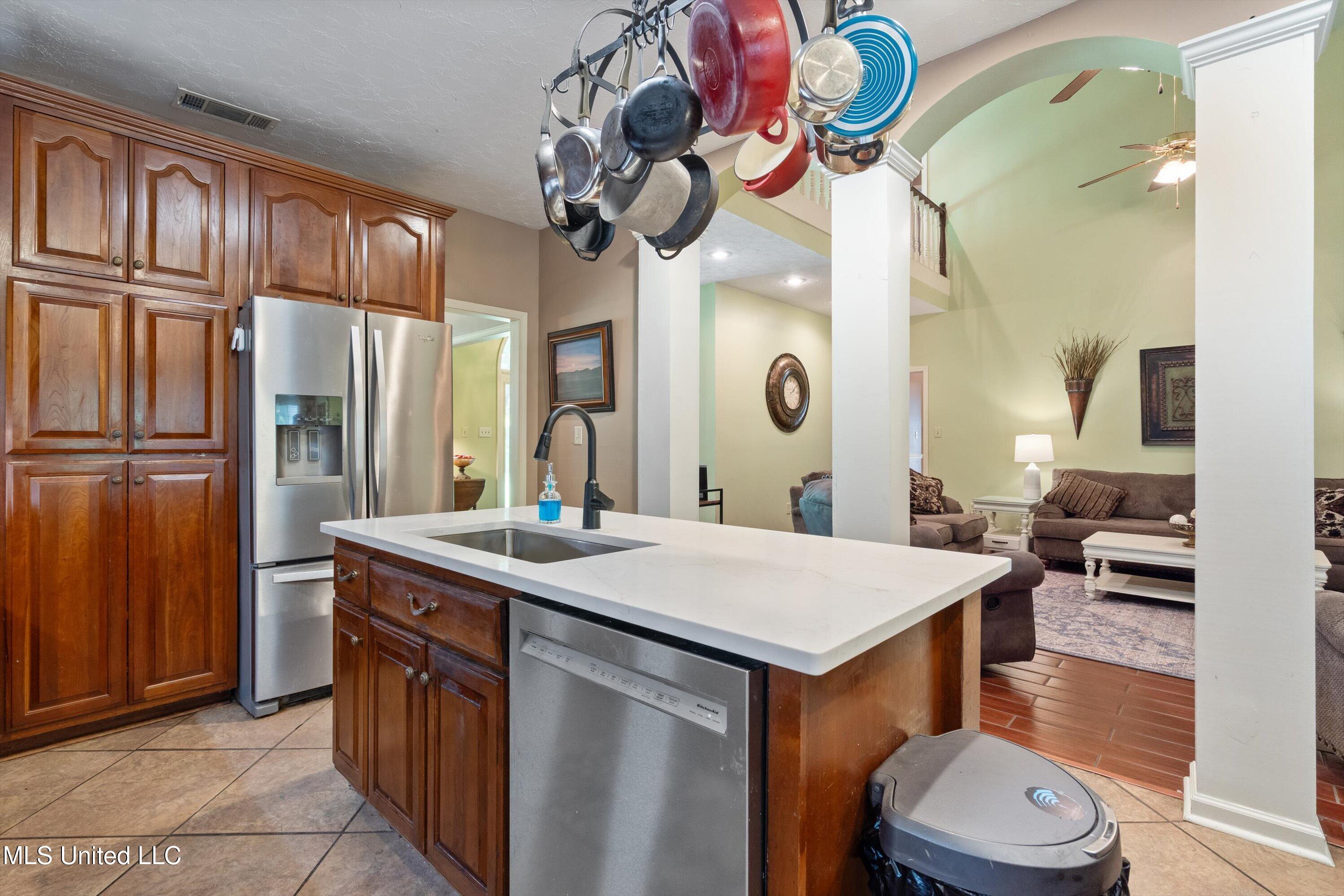 5135 Windy Ridge Drive, Southaven, Mississippi image 9