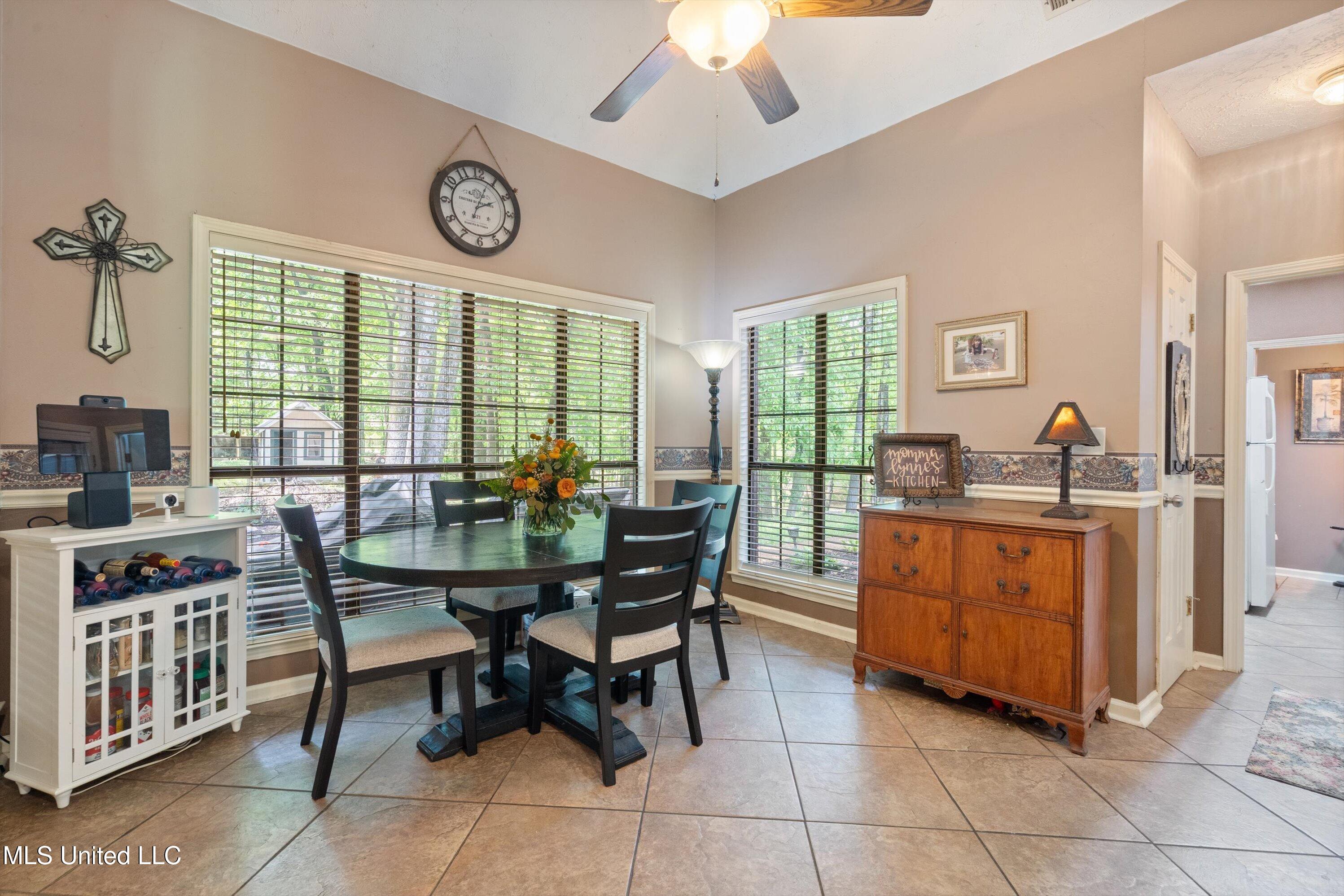 5135 Windy Ridge Drive, Southaven, Mississippi image 7