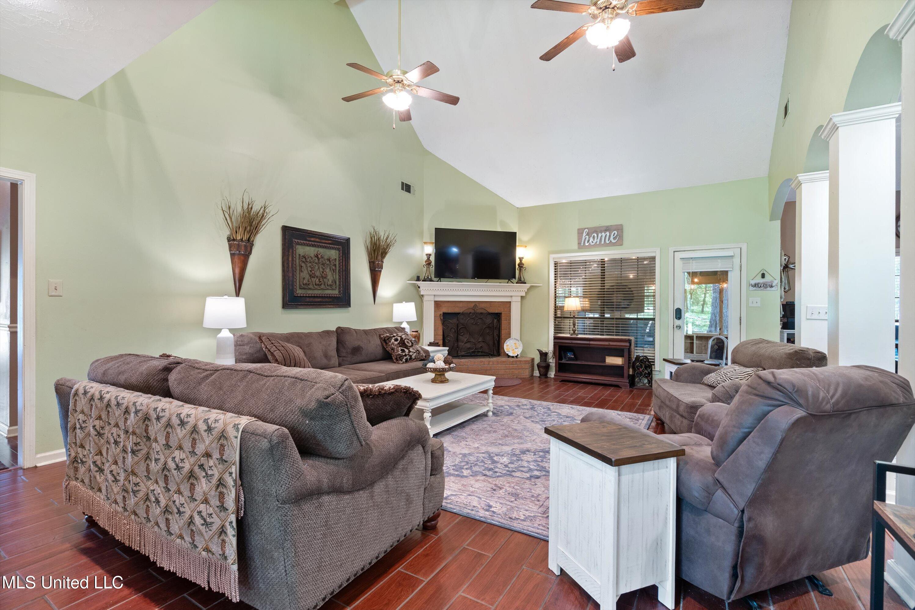 5135 Windy Ridge Drive, Southaven, Mississippi image 5