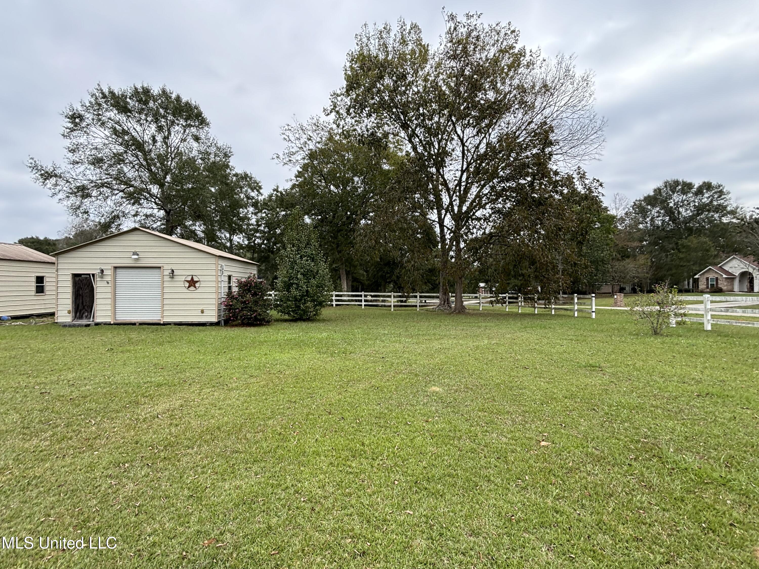 3 Running Stream Drive, Carriere, Mississippi image 30