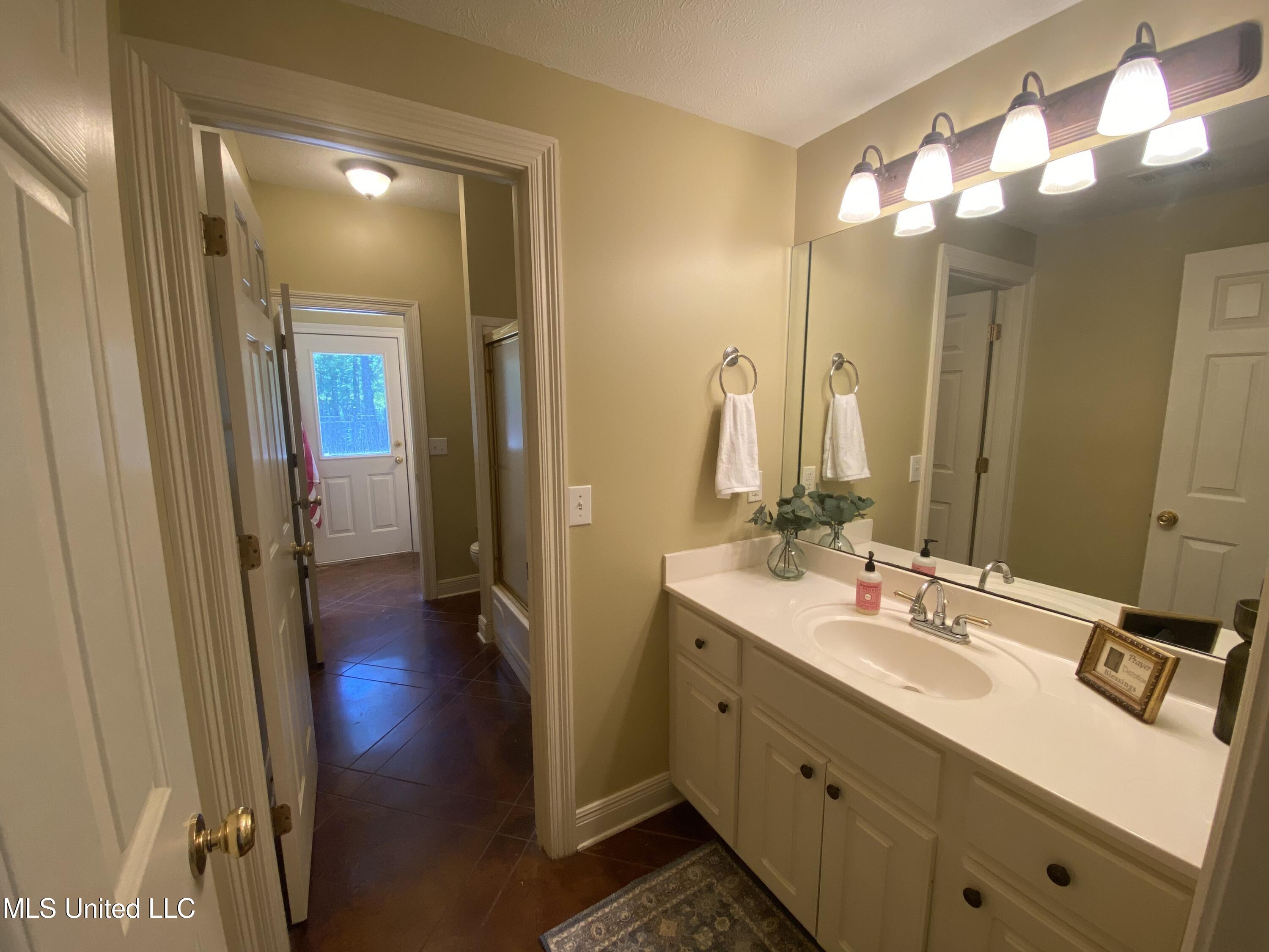 140 Oak View Dr Drive, Terry, Mississippi image 41