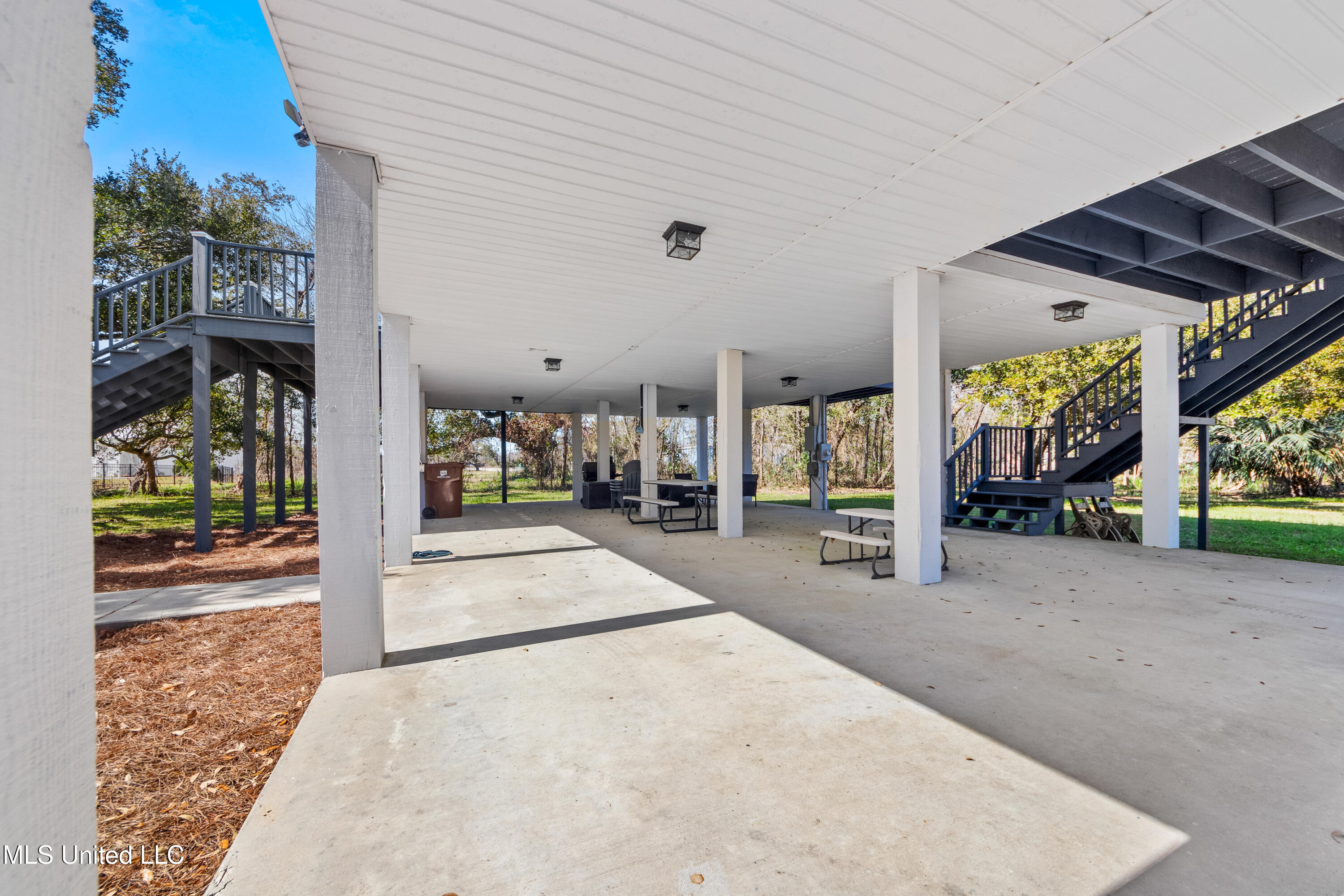 323 E Second Street, Pass Christian, Mississippi image 26