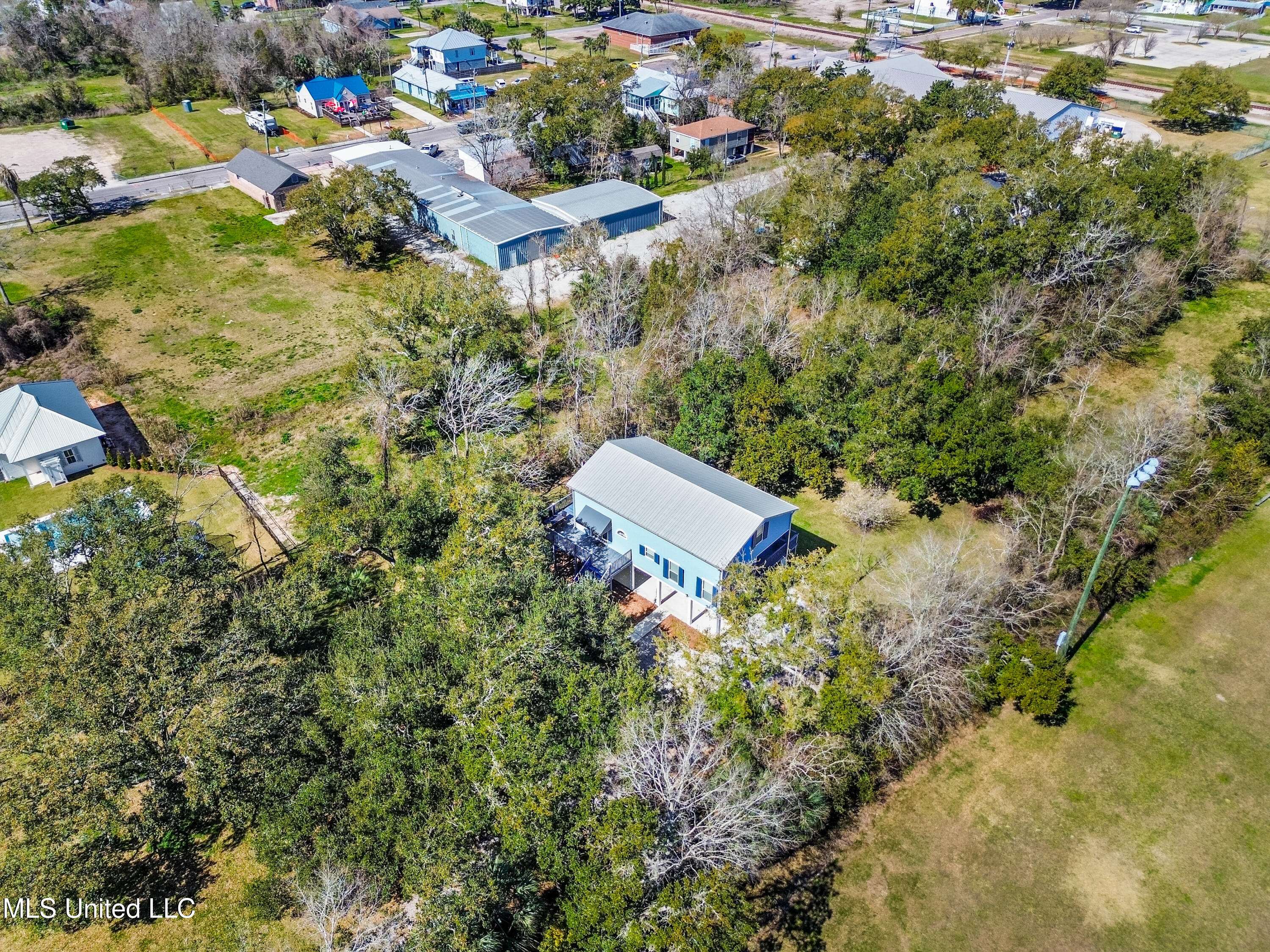 323 E Second Street, Pass Christian, Mississippi image 28