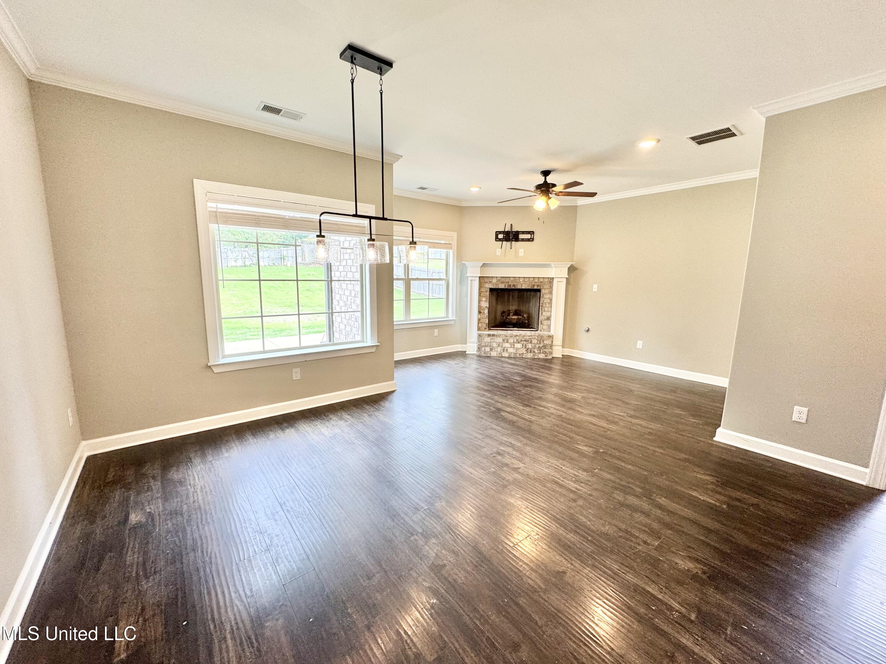3464 Delaney Drive, Nesbit, Mississippi image 13
