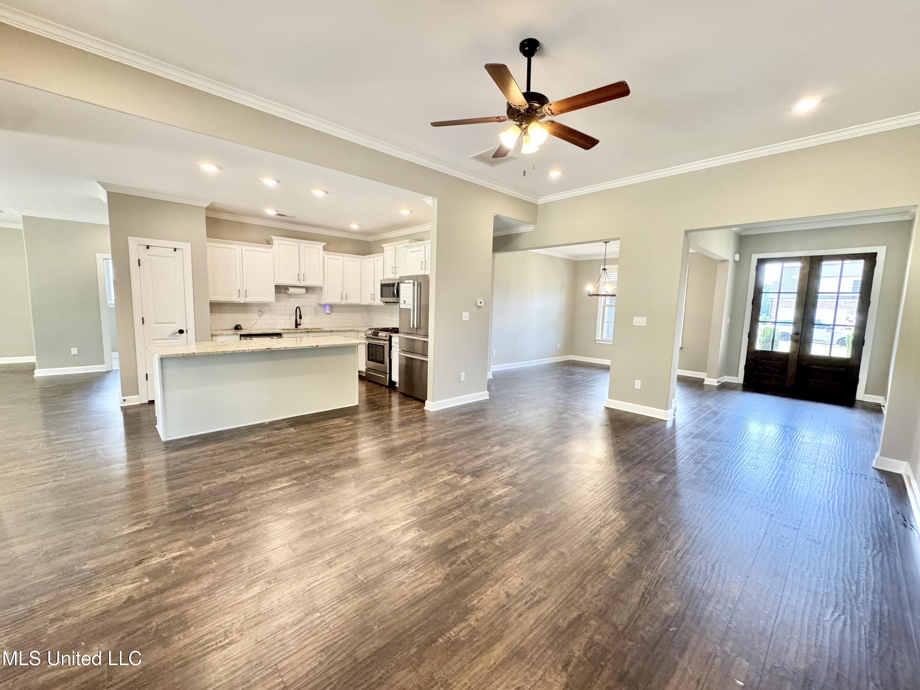3464 Delaney Drive, Nesbit, Mississippi image 9