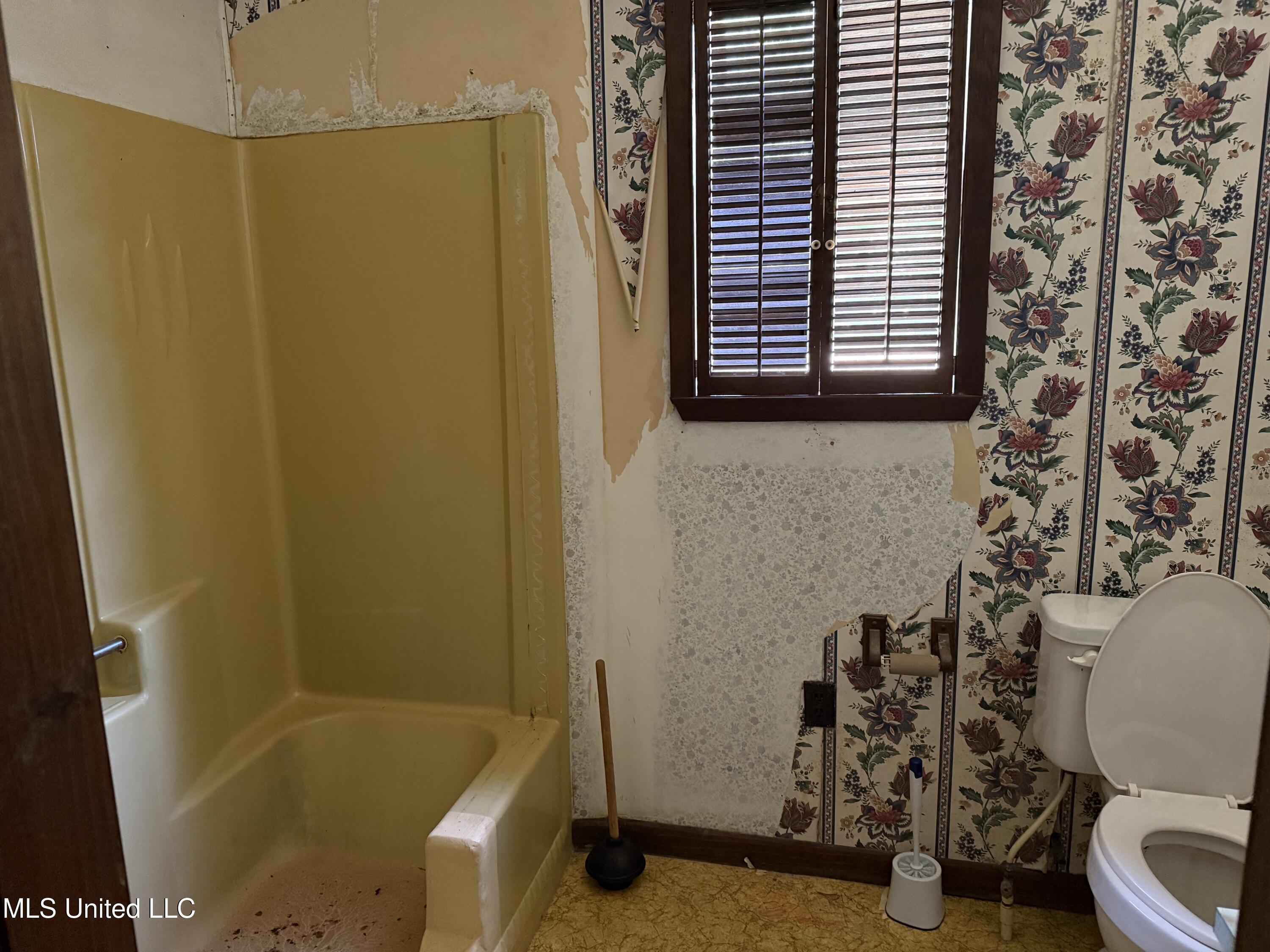 871 King Bee Road, Perkinston, Mississippi image 21