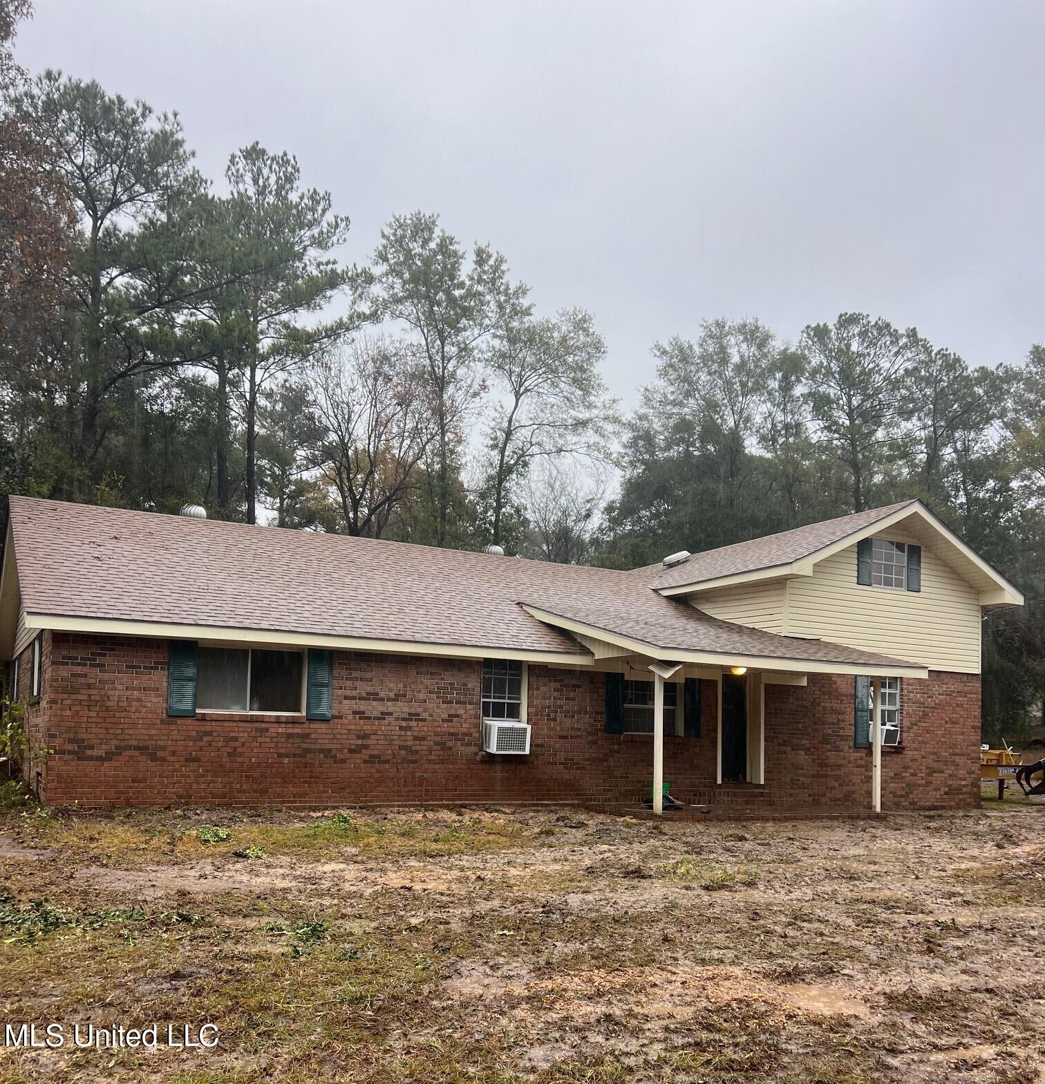 871 King Bee Road, Perkinston, Mississippi image 1