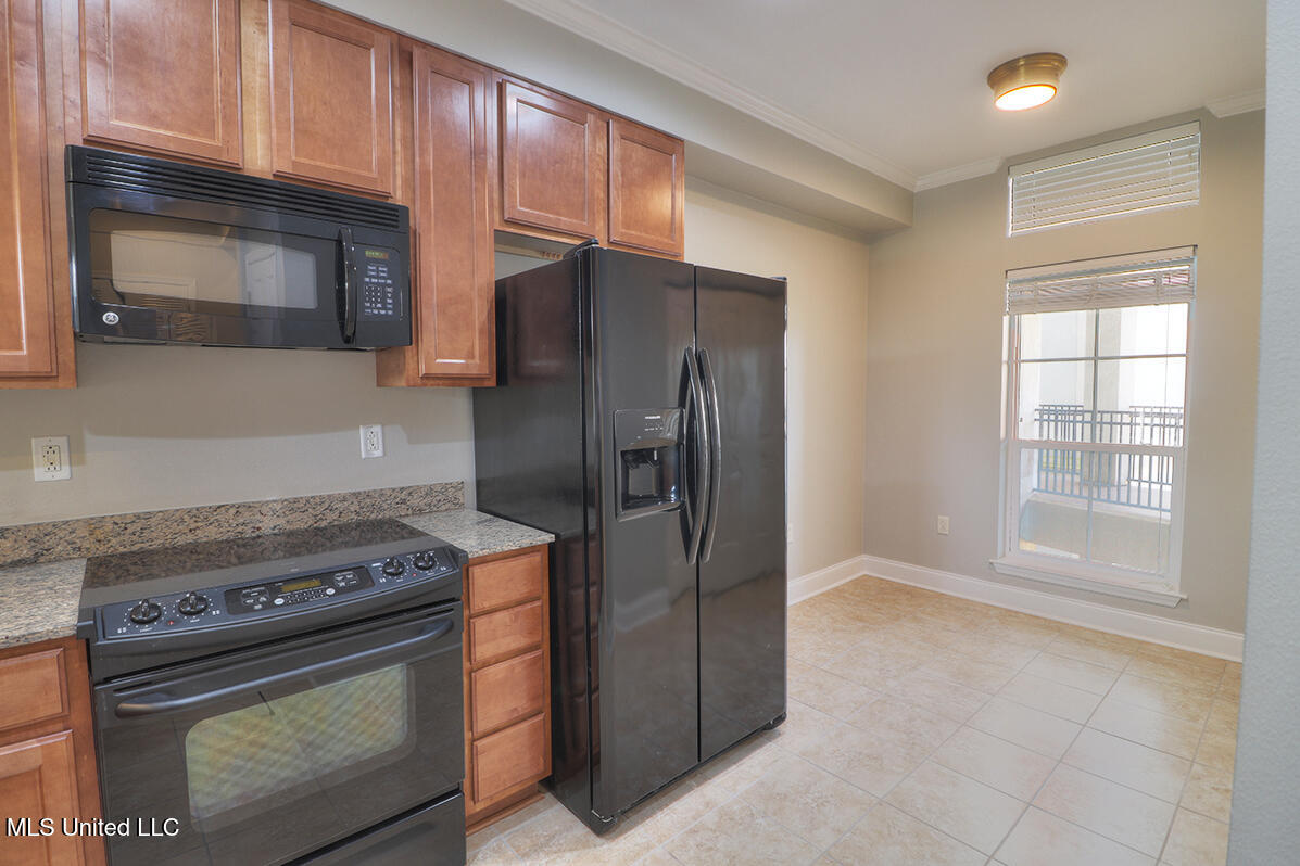 1100 W Beach Boulevard #309, Pass Christian, Mississippi image 8