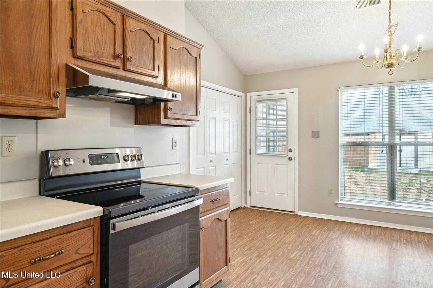 7692 Lilly Lane, Southaven, Mississippi image 10