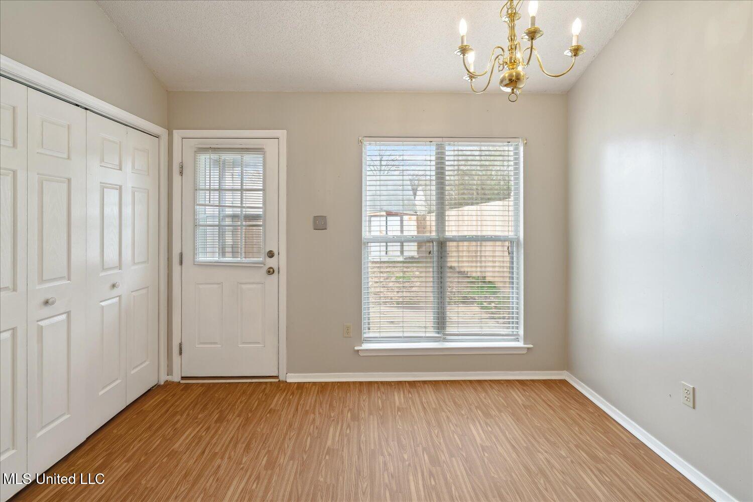 7692 Lilly Lane, Southaven, Mississippi image 12