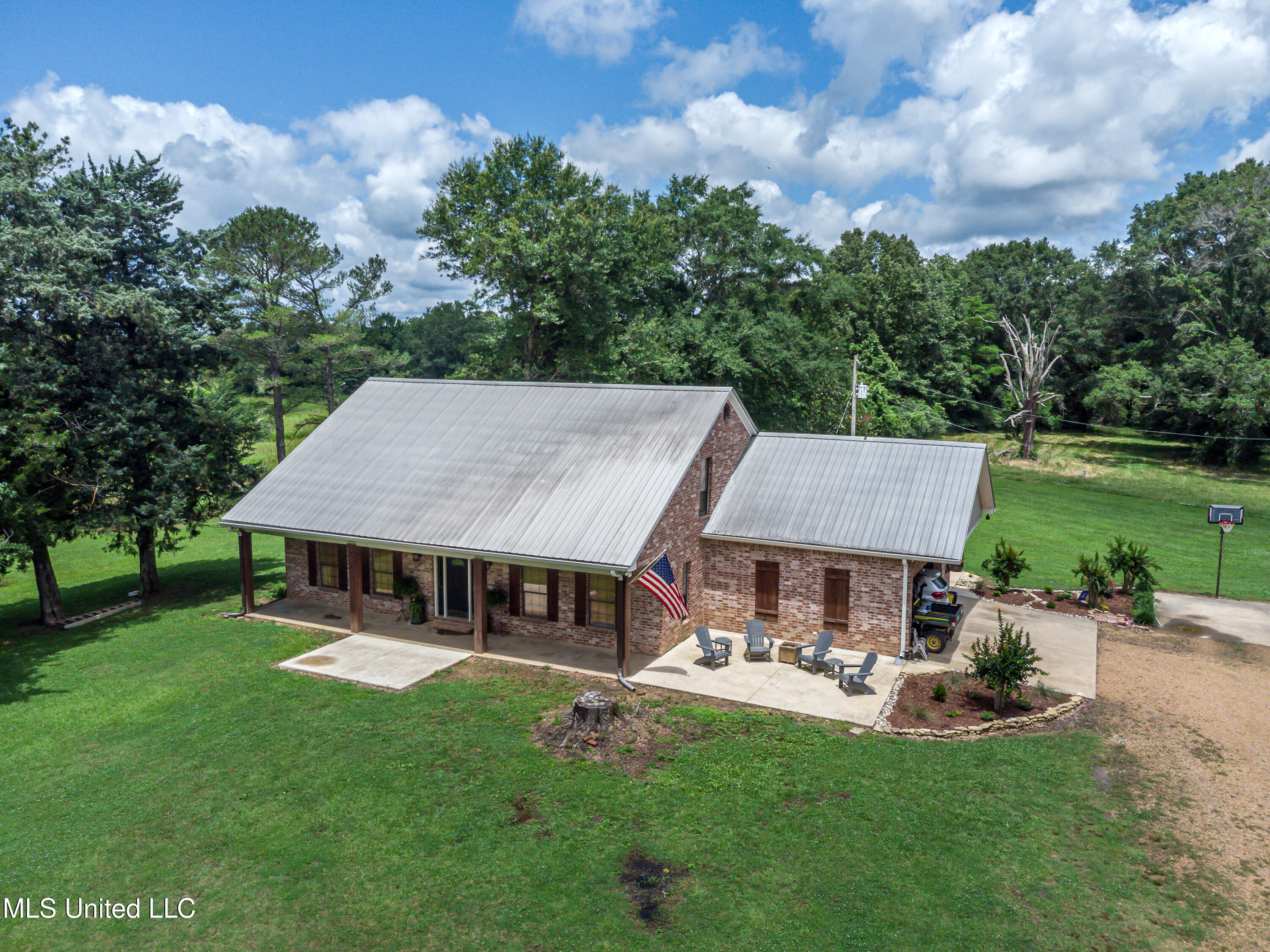 4661 Wildwood Road, Benton, Mississippi image 6