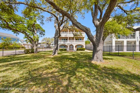 Homes For Sale - 1100 E Beach Boulevard<br/> Long Beach, MS 39560