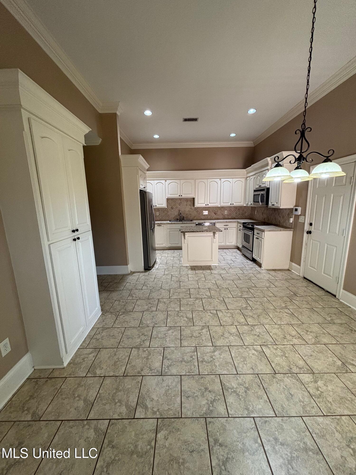 510 Pinebark Cove Cove, Brandon, Mississippi image 8