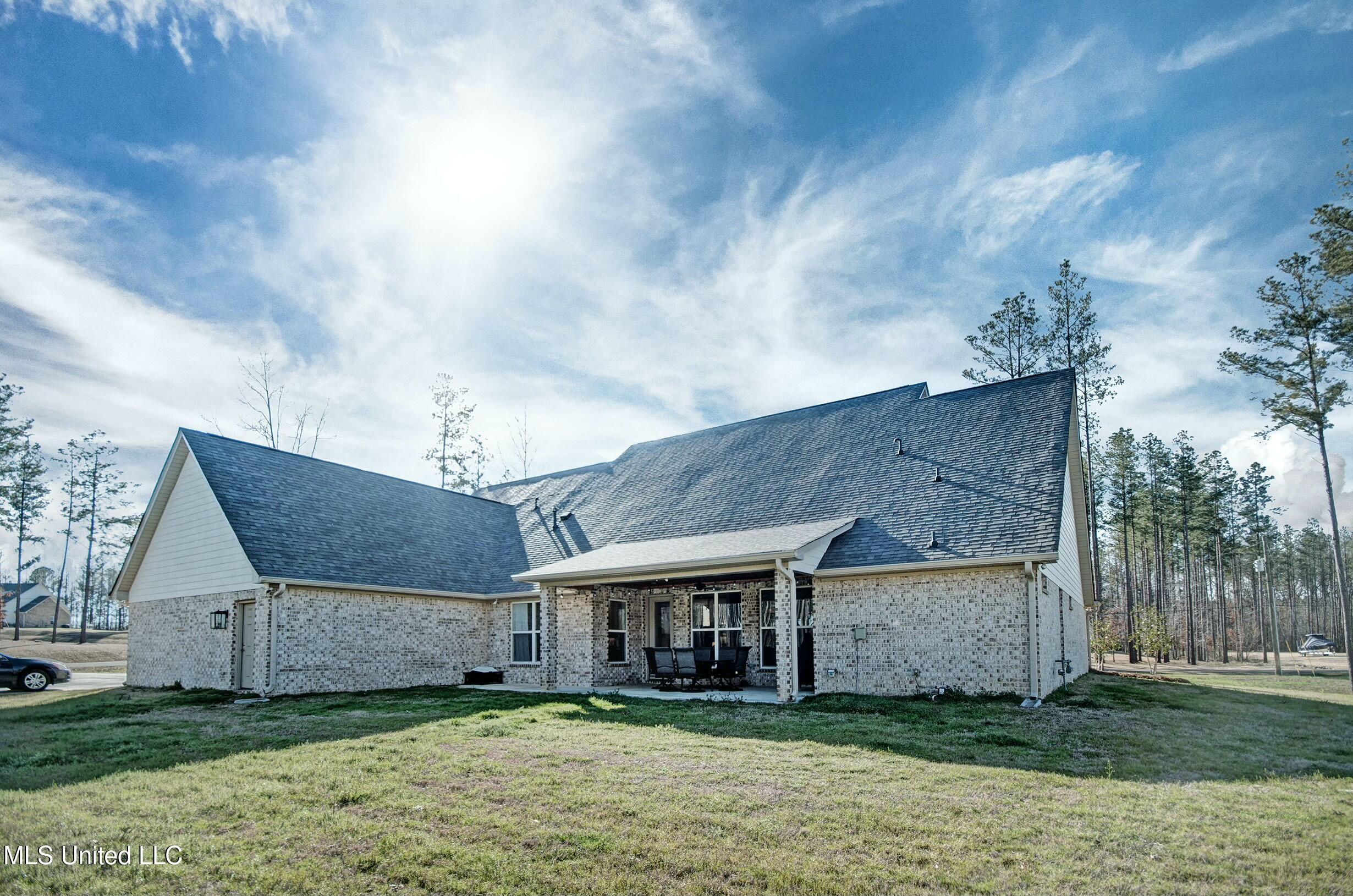 401 Fallen Acorn Circle, Brandon, Mississippi image 8