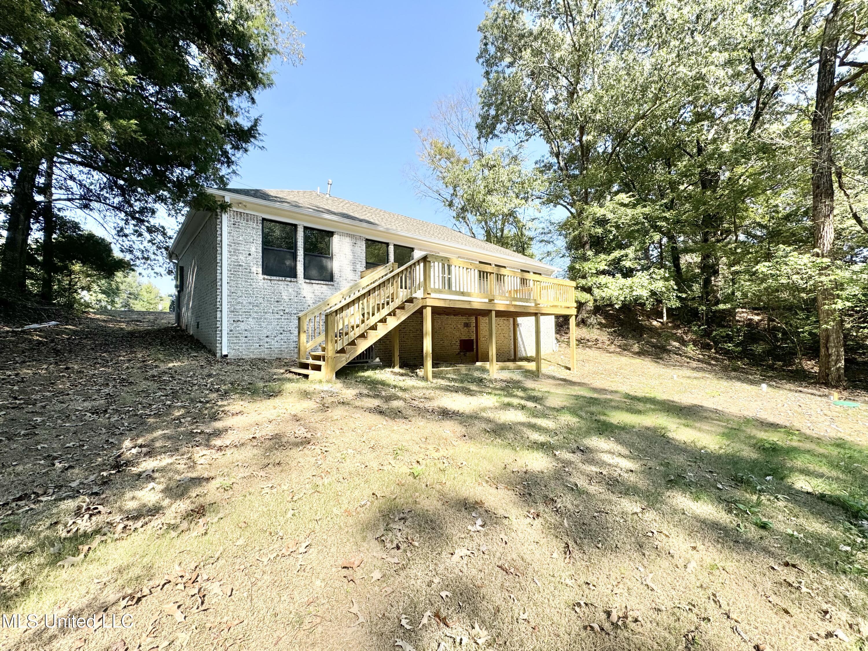 573 S Thunderbird Drive, Hernando, Mississippi image 20