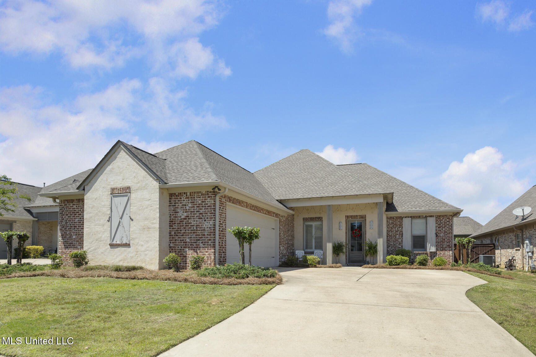 708 Prosperity Crossing, Flowood, Mississippi image 1