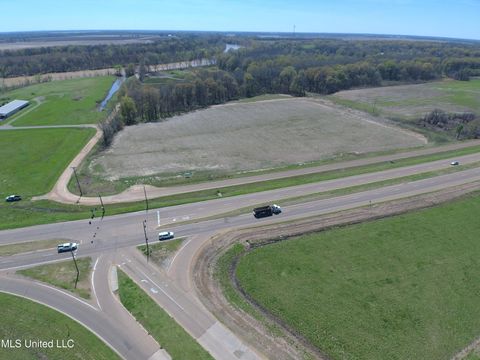 Vacant Land For Sale - Highway 82/hwy 49 South Corner<br/> Leflore County, Greenwood, MS 38930