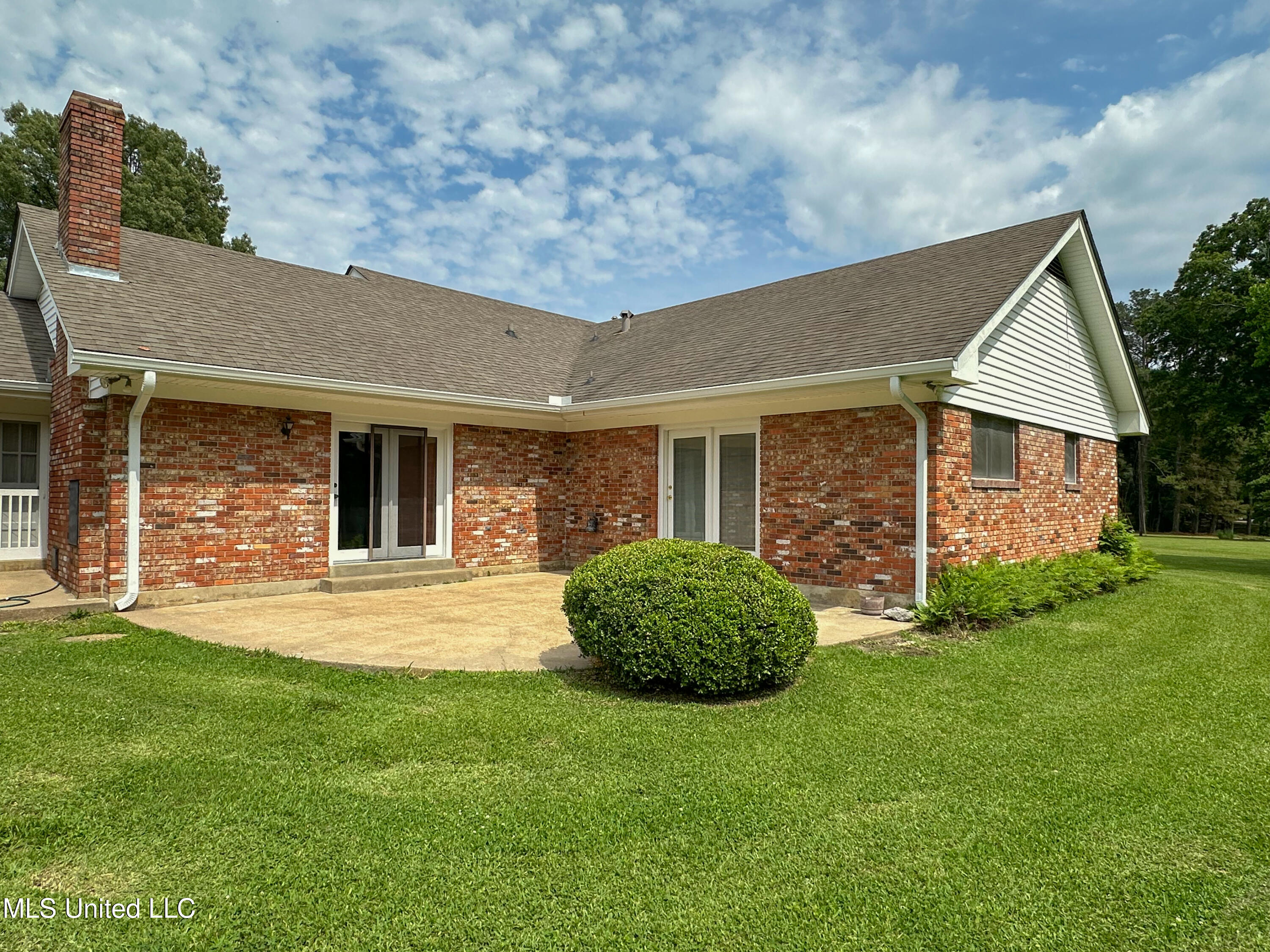 324 Bob White Drive, Canton, Mississippi image 3