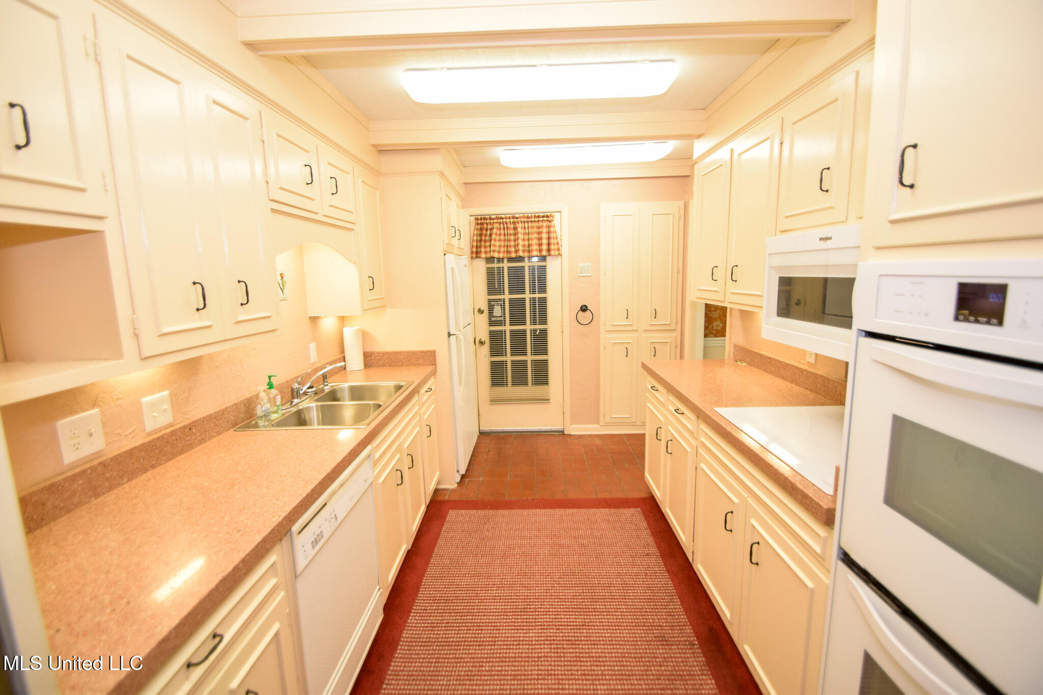 5365 Farnsworth Drive, Jackson, Mississippi image 28
