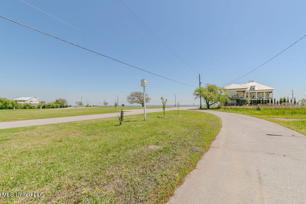 121 Vacation Lane, Waveland, Mississippi image 4