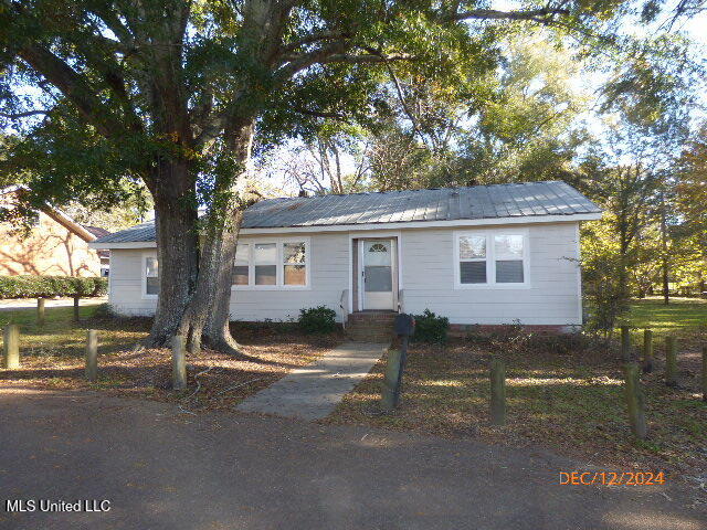 10 Reba Christian Road, Natchez, Mississippi image 1