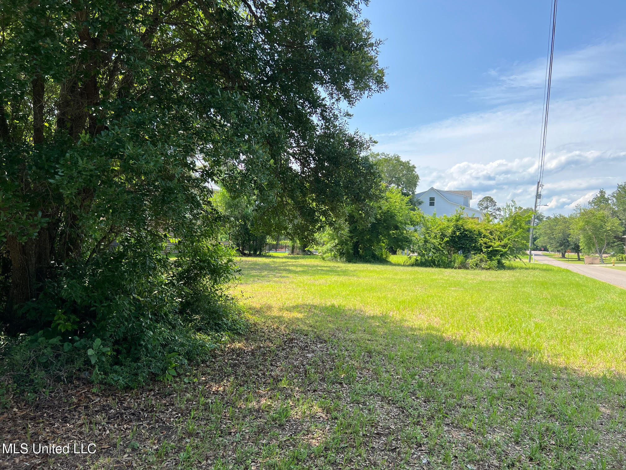 205 Magnolia Avenue, Pass Christian, Mississippi image 2