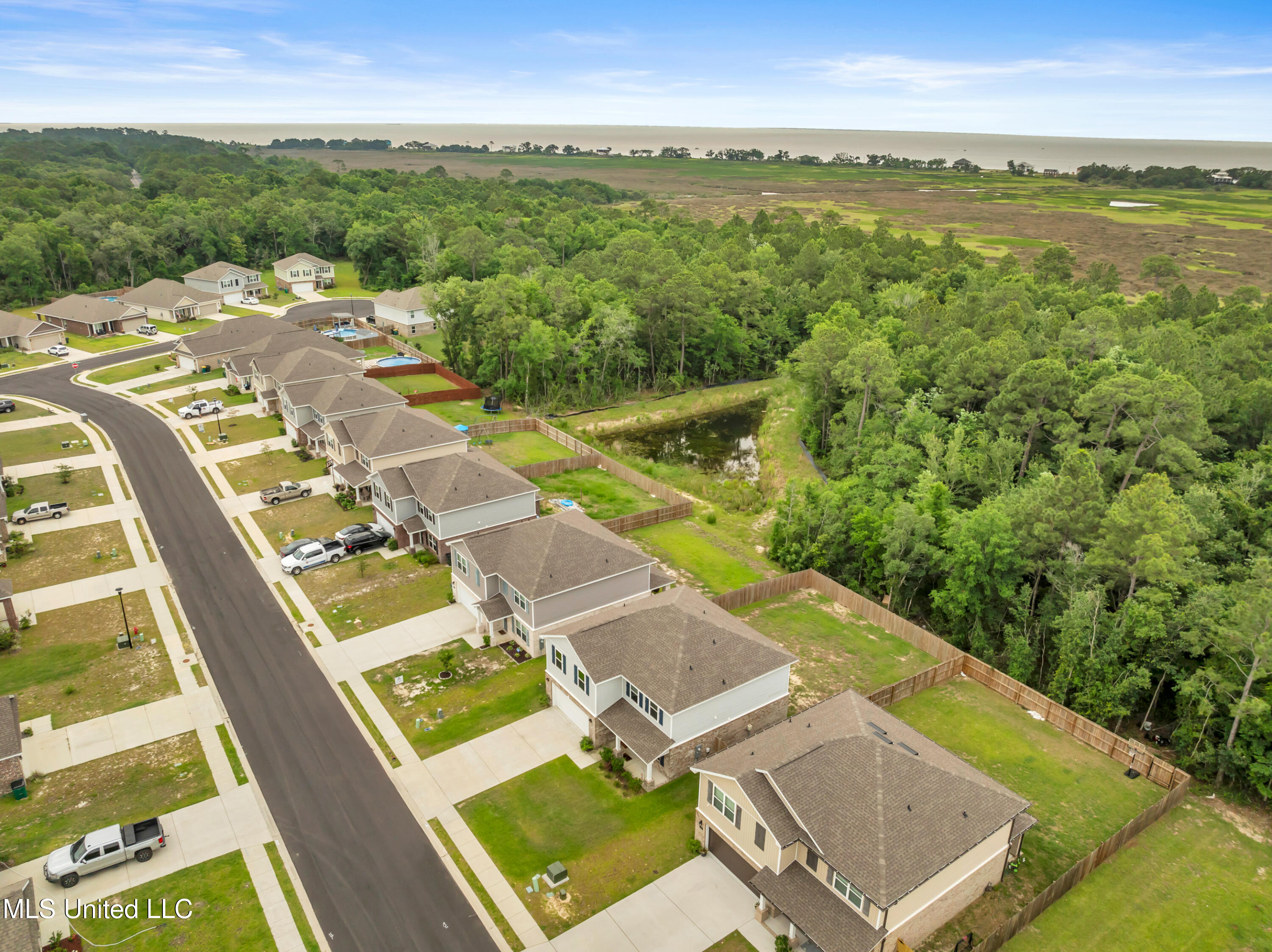 70 Saltmeadow Circle, Ocean Springs, Mississippi image 32