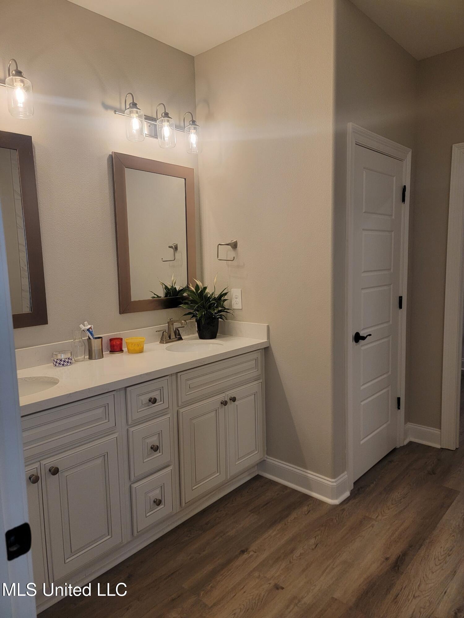 137 Grande View Drive, Biloxi, Mississippi image 15