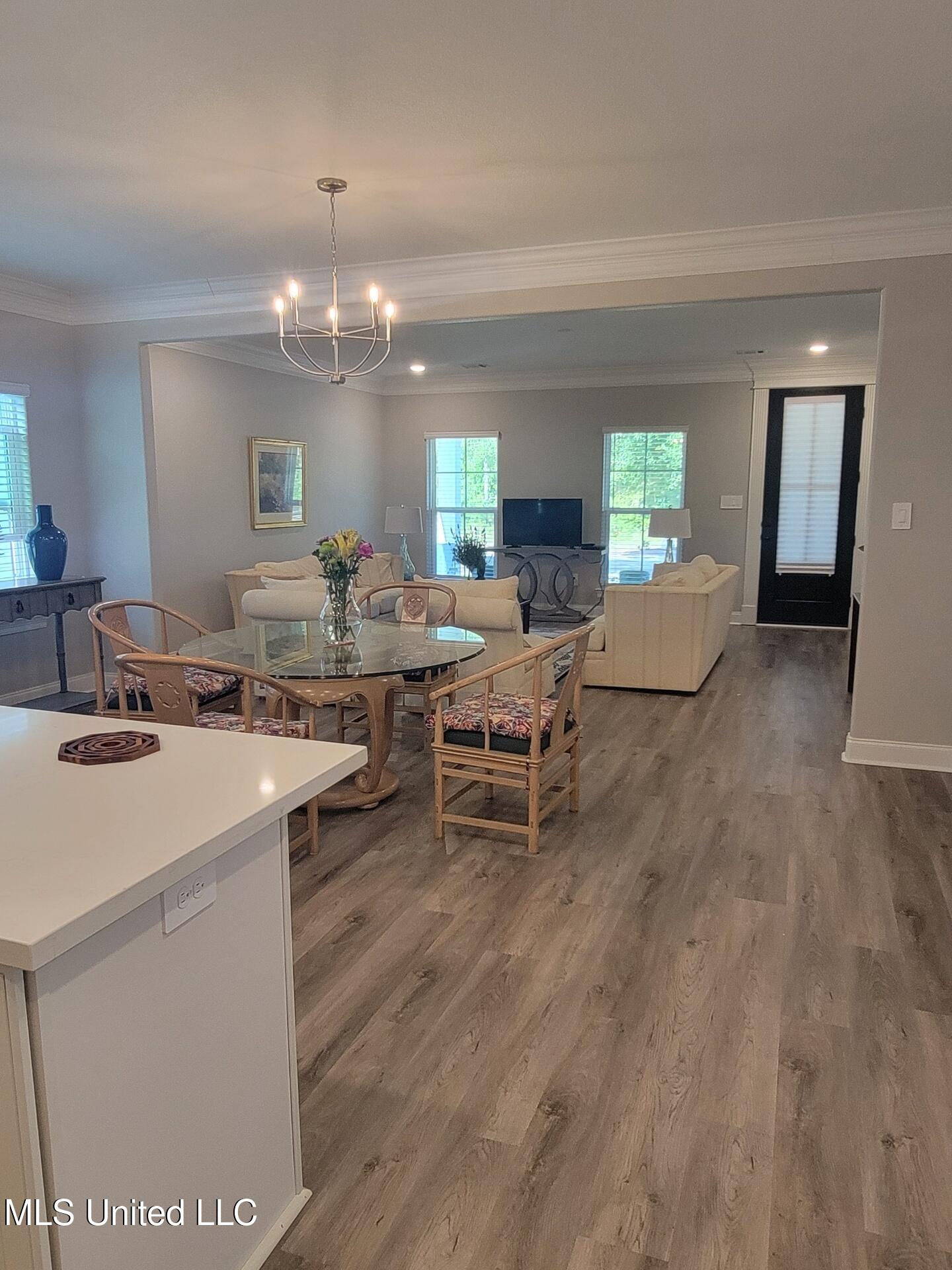 137 Grande View Drive, Biloxi, Mississippi image 3