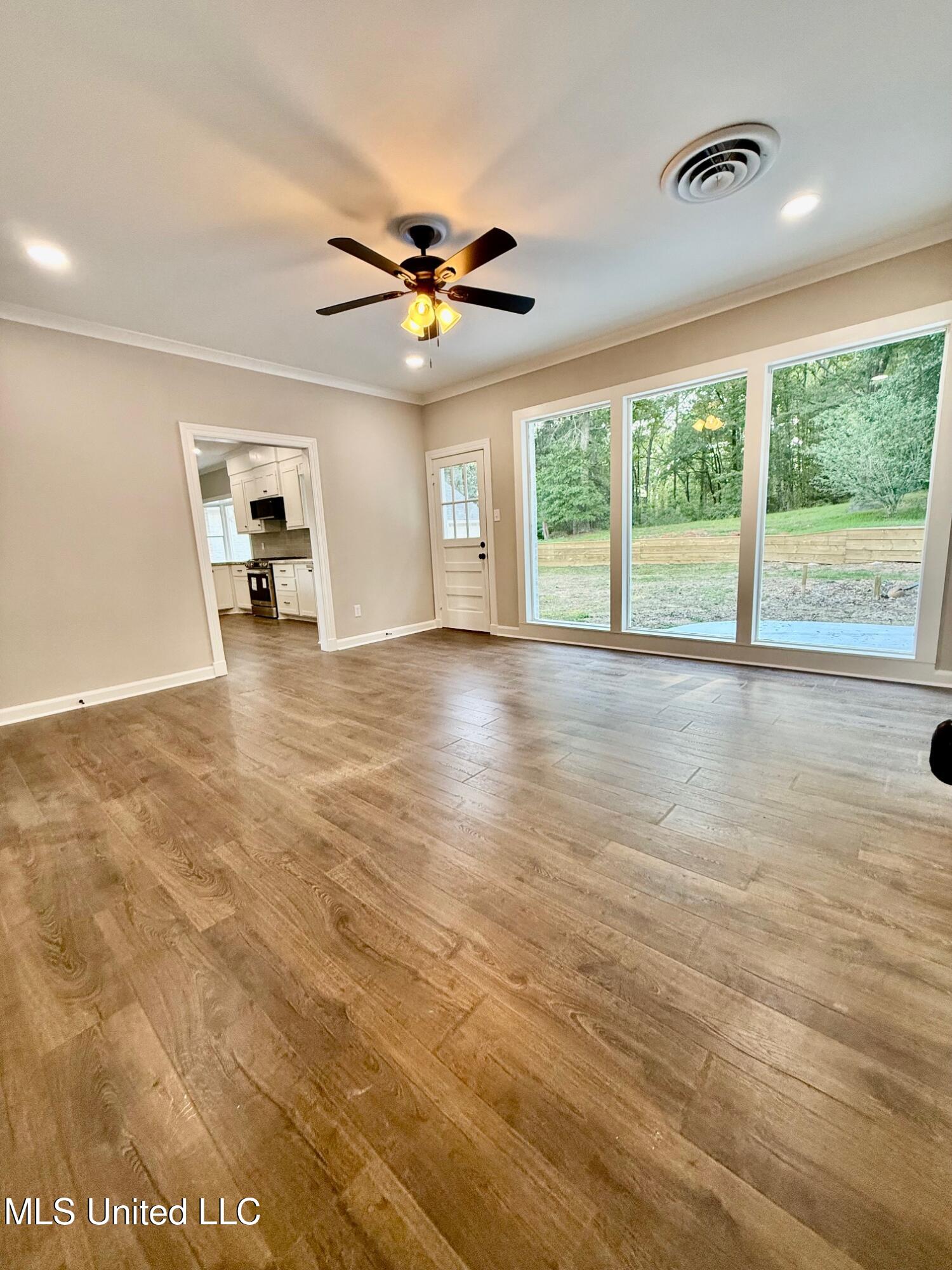 112 Louis Wilson Drive, Brandon, Mississippi image 9