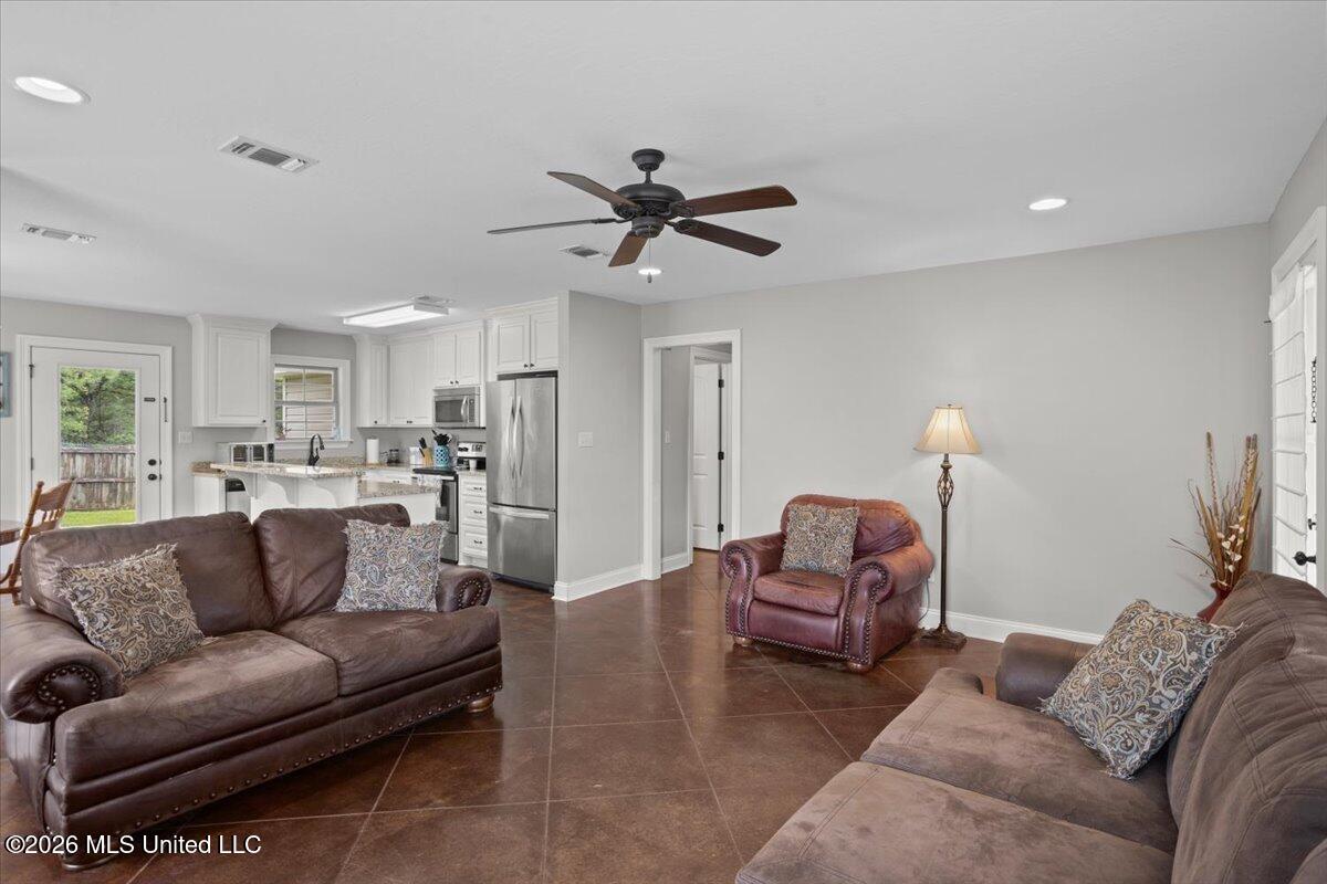 20 Trillium Boulevard