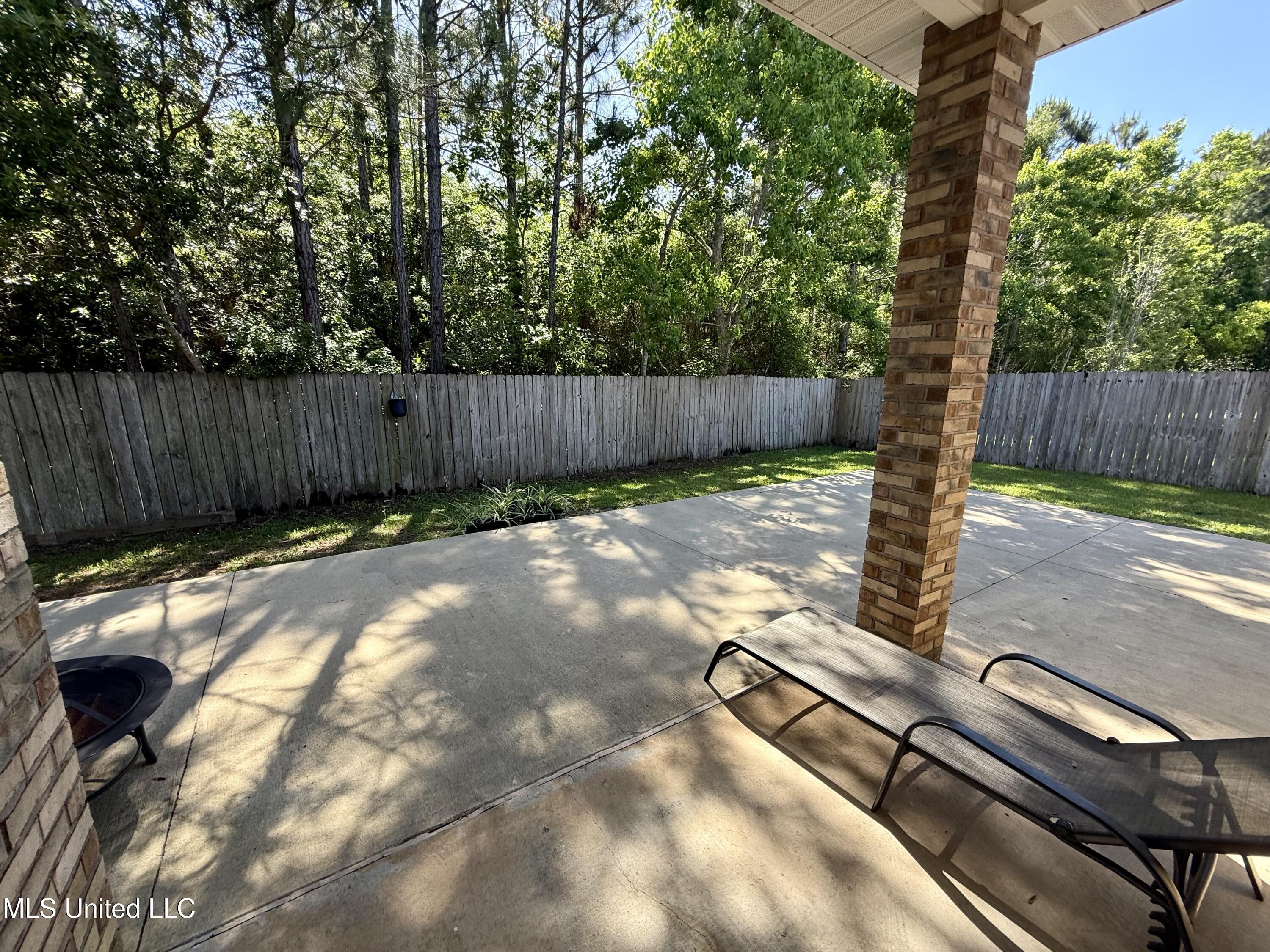 6925 Pinehurst Drive, Ocean Springs, Mississippi image 25
