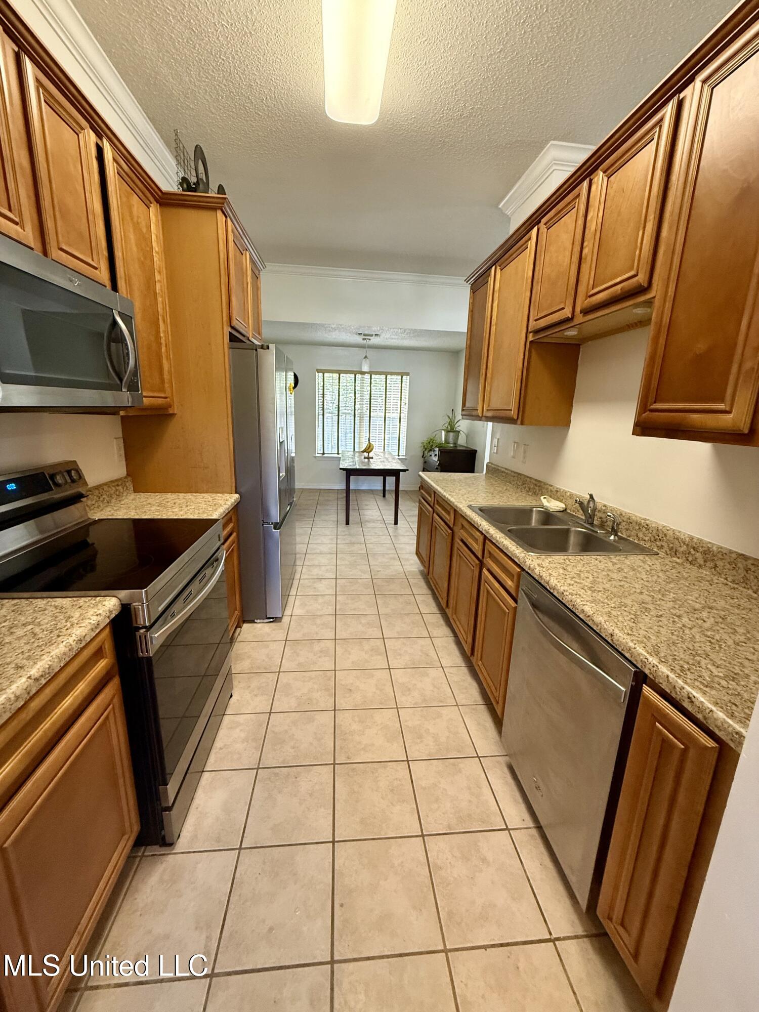 6925 Pinehurst Drive, Ocean Springs, Mississippi image 11