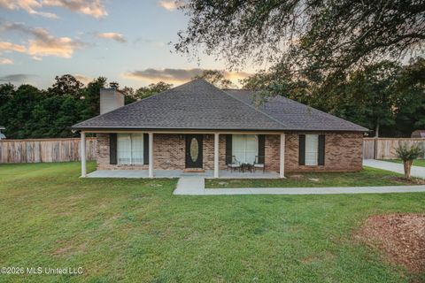 Homes For Sale - 71 Timaquana Drive<br/> Pearl River County, Picayune, MS 39466
