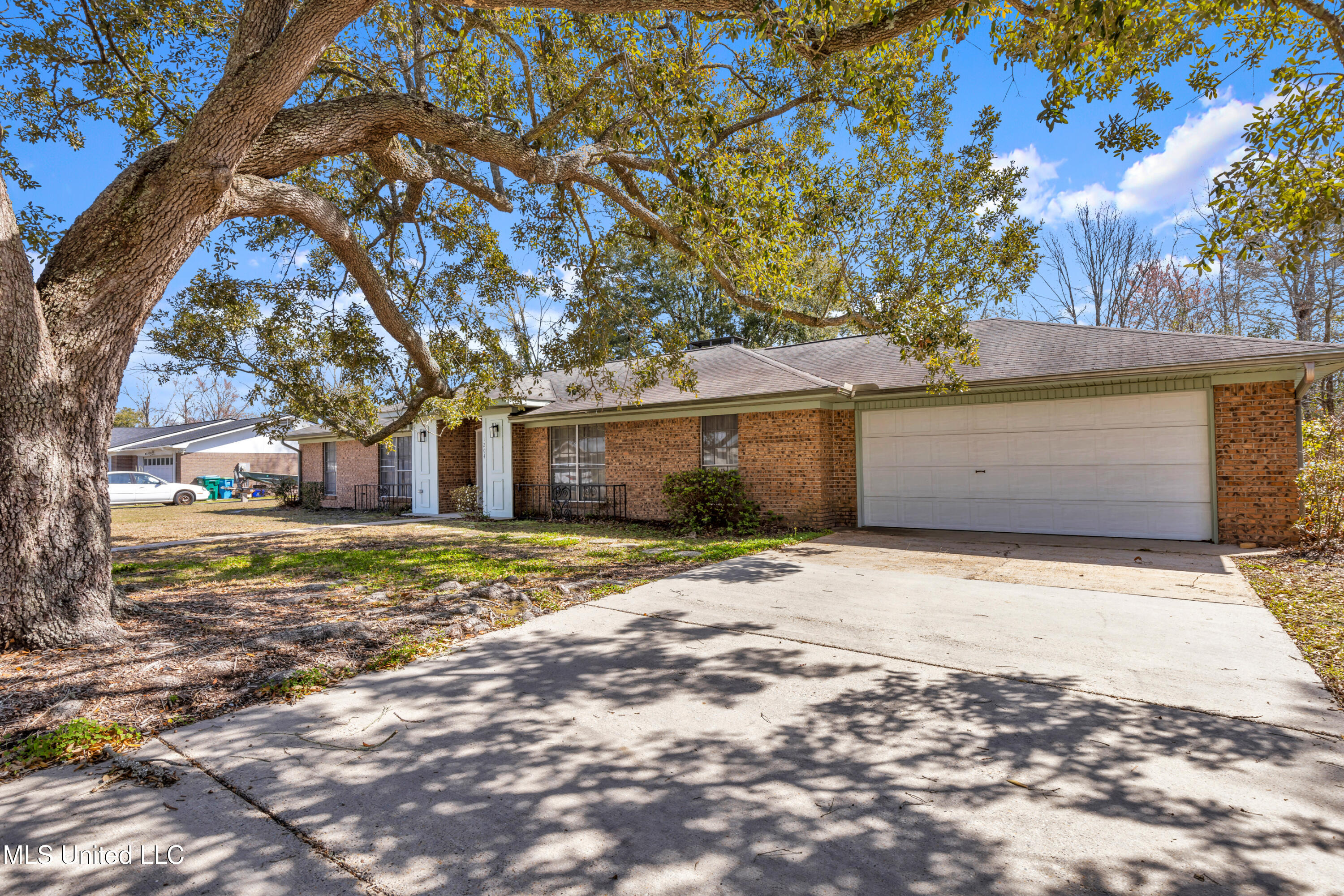 1204 Londonderry Lane, Ocean Springs, Mississippi image 4