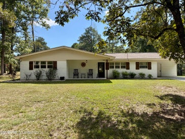 2710 Simpson Hwy 469 Florence MS 39073