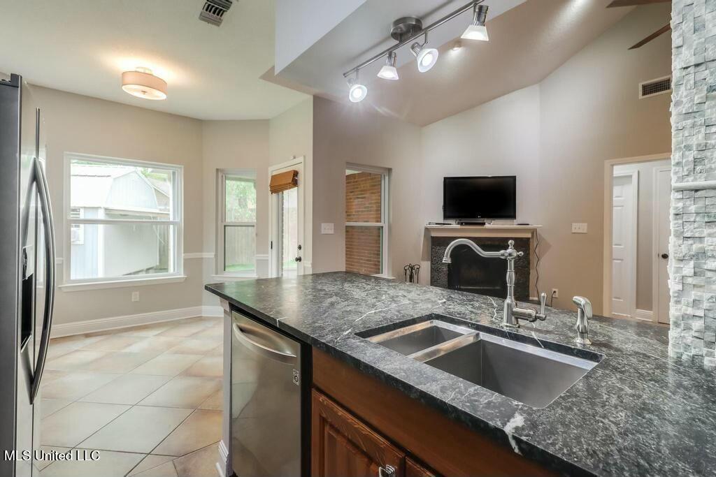 19374 Northridge Drive, Gulfport, Mississippi image 15